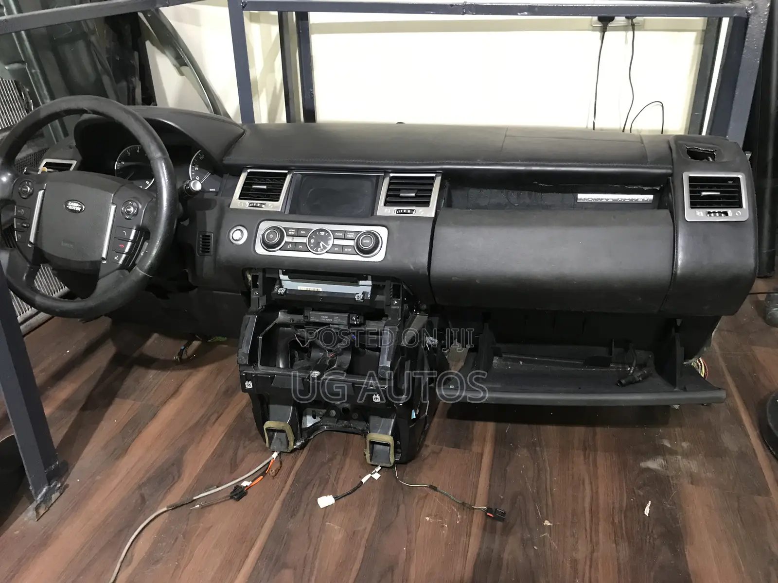 Complete Dashboard Range Rover Sports 2010 (With Wire)