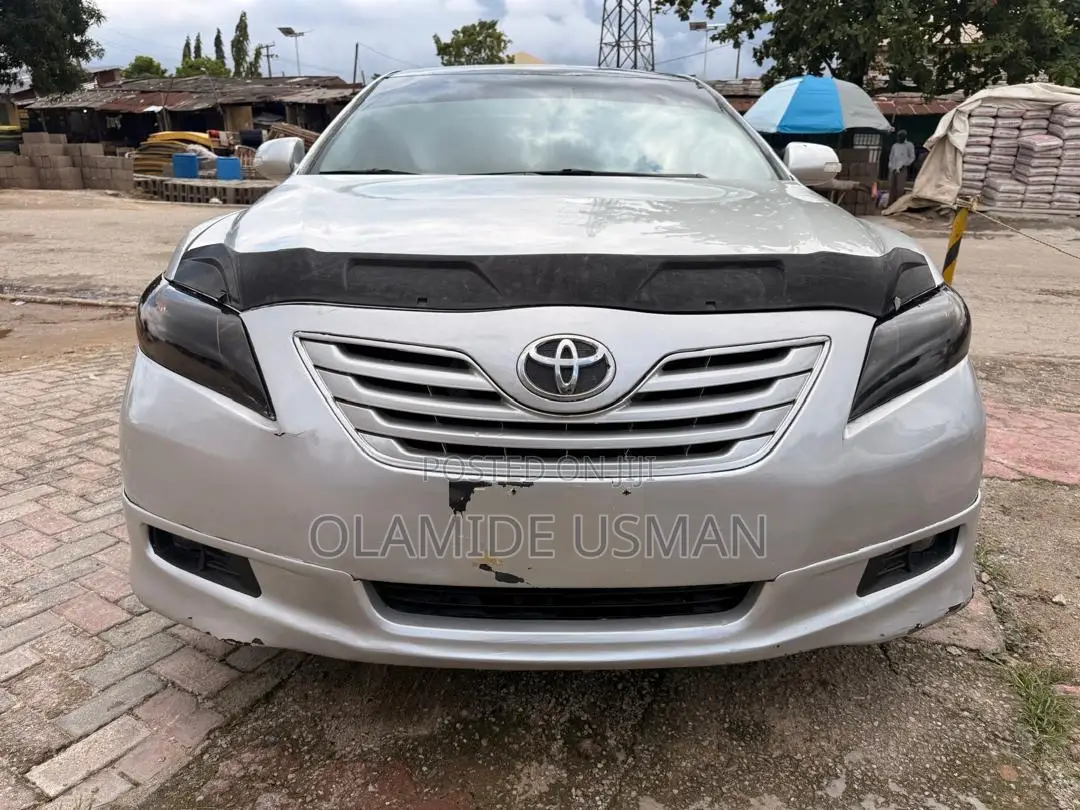 Toyota Camry SE 4dr Sedan (2.4L 4cyl 5A) 2008 Silver