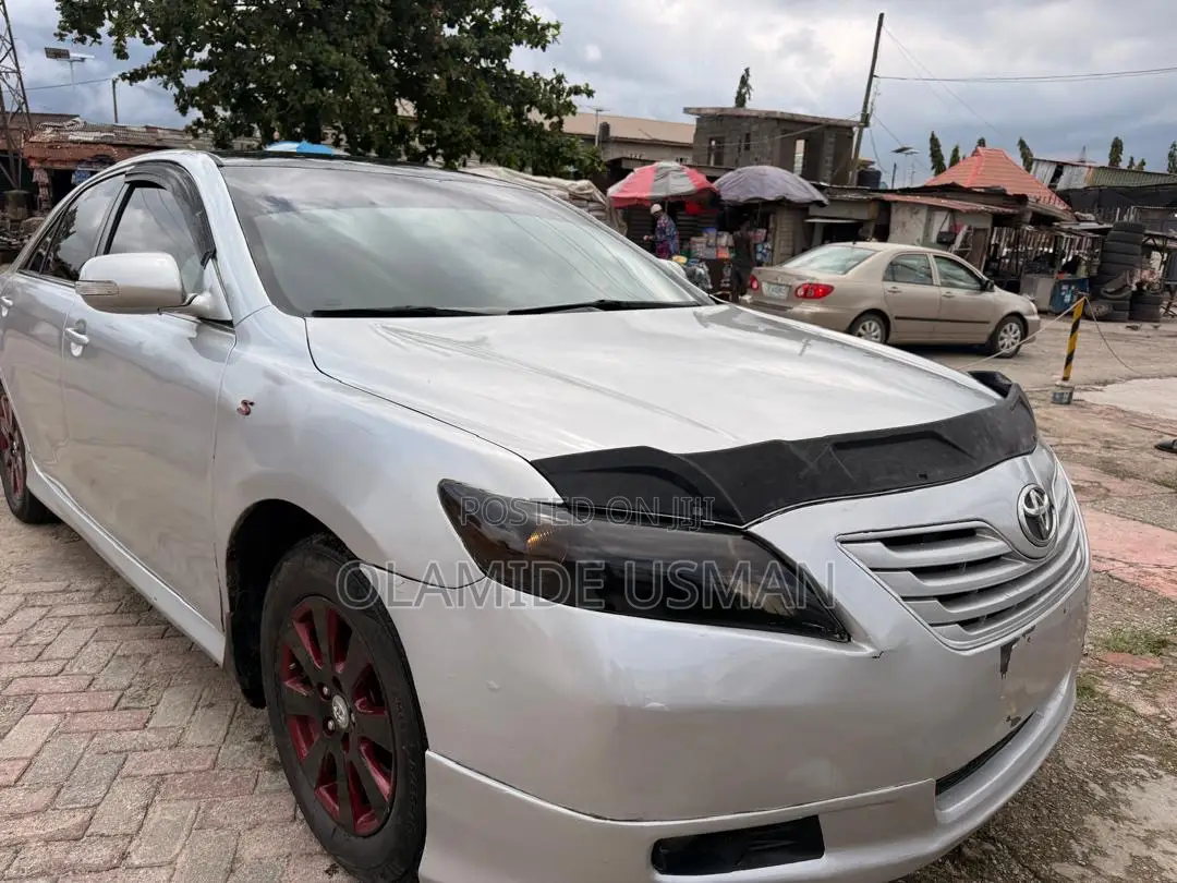Toyota Camry SE 4dr Sedan (2.4L 4cyl 5A) 2008 Silver