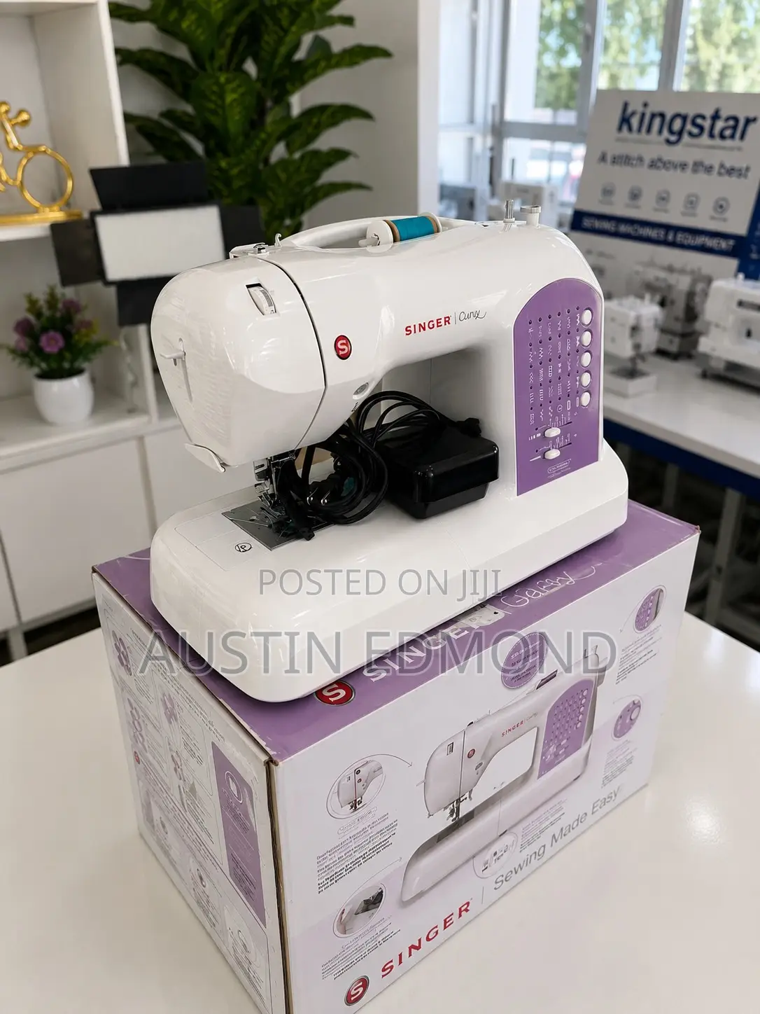 Singer Curvy Sewing Machine