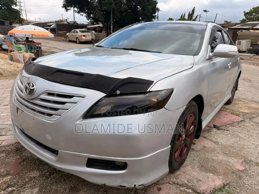 Toyota Camry SE 4dr Sedan (2.4L 4cyl 5A) 2008 Silver