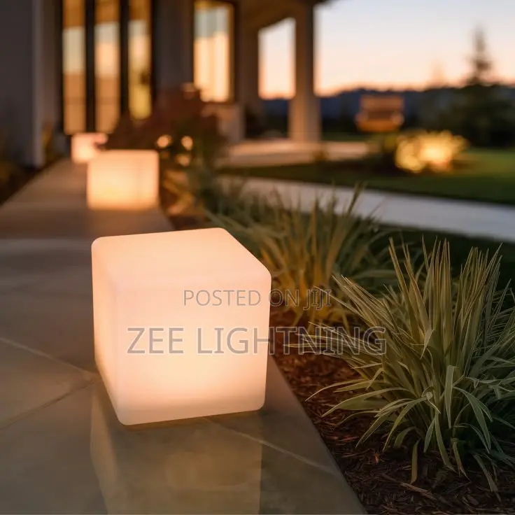 Led Dice Shape Garden Lamp (350×350mm )