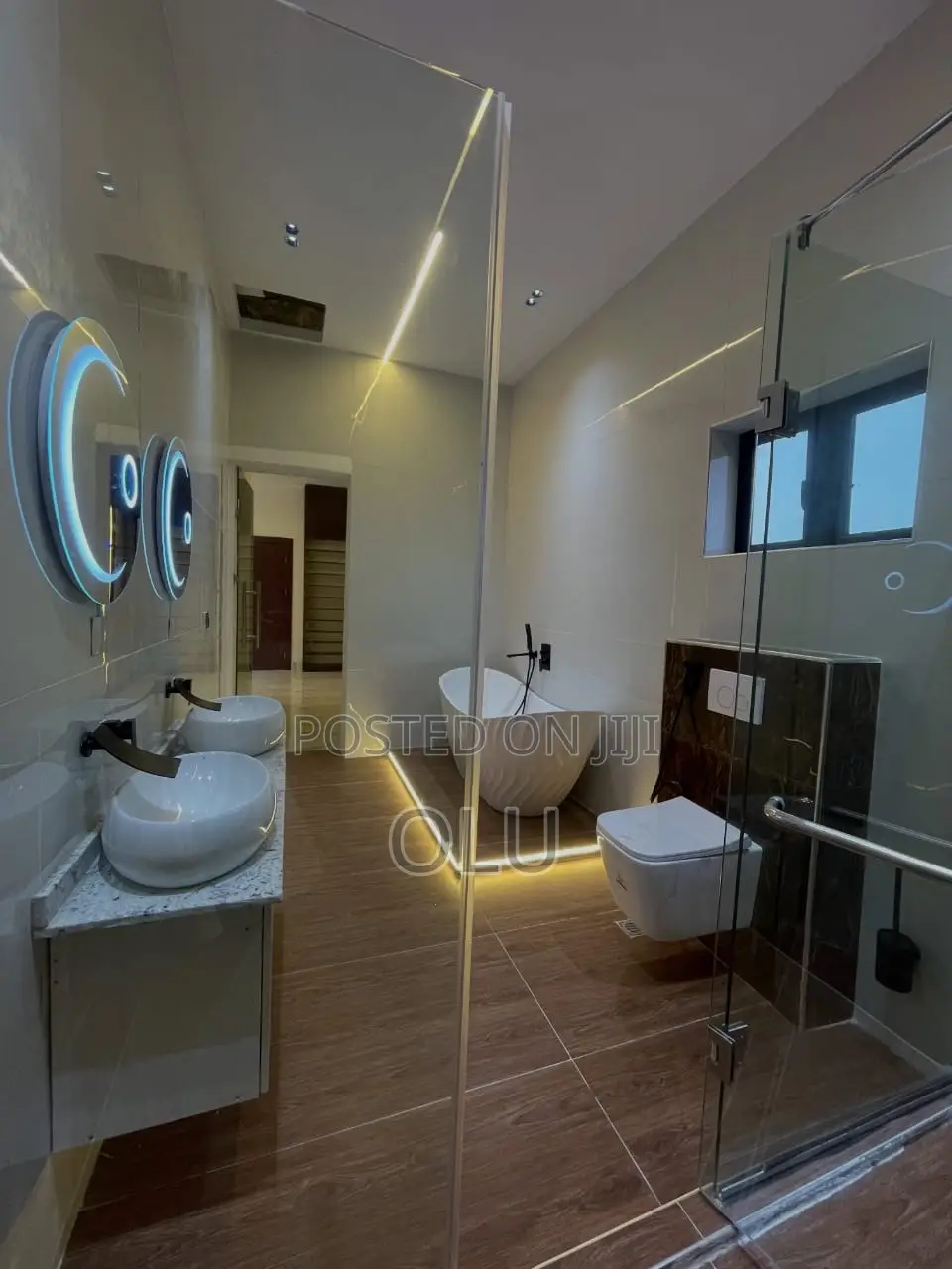 Furnished 1bdrm Block of Flats in Victoria Island for sale