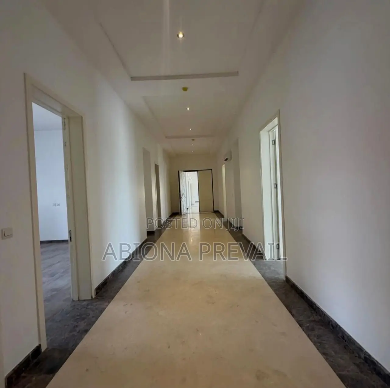 17bdrm Penthouse in Maitama District for sale
