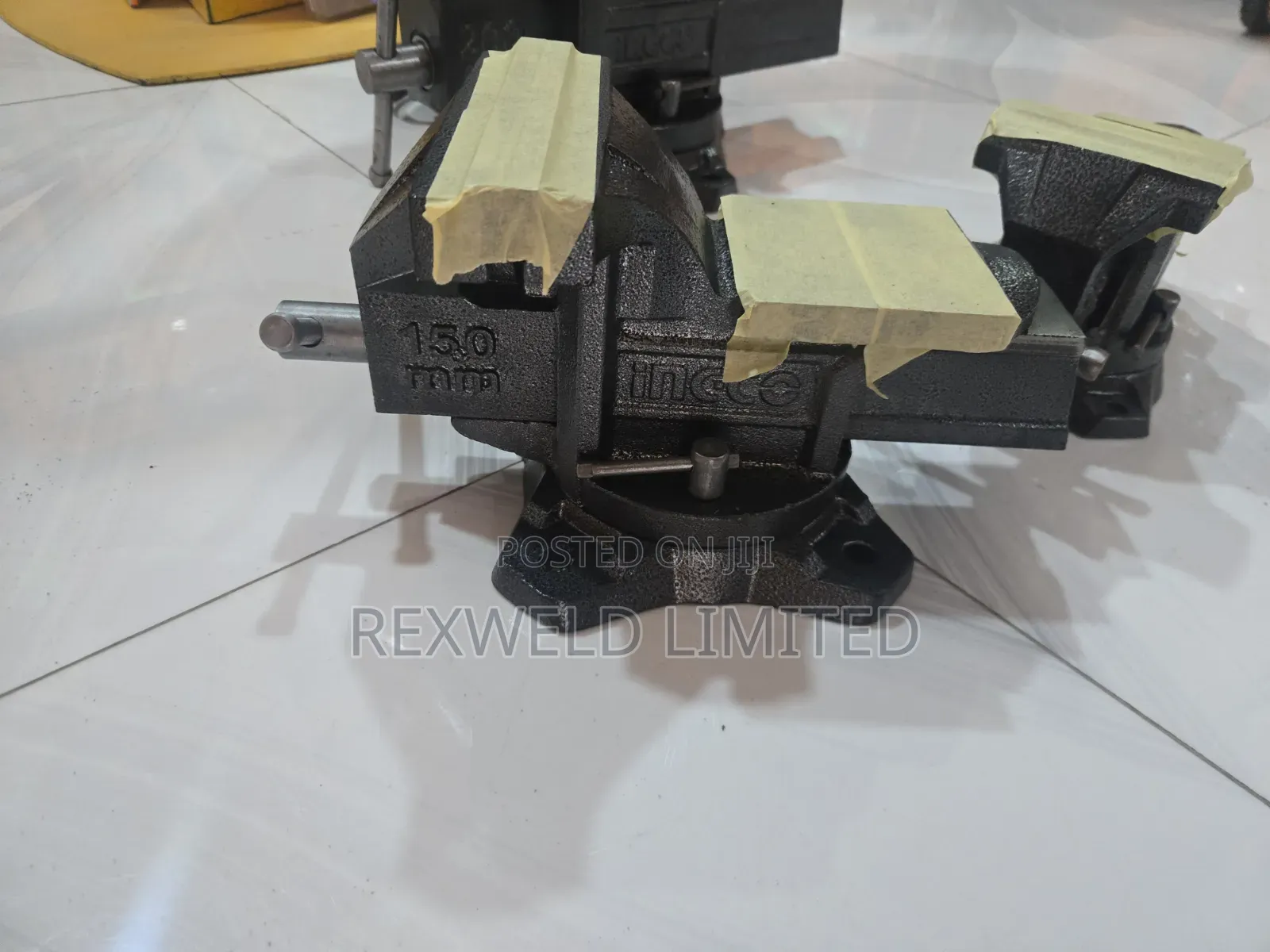 Swivel Bench Vice 6"