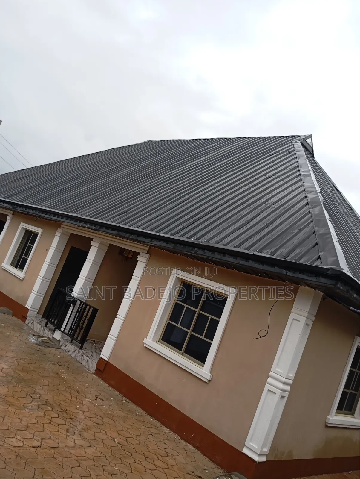 2bdrm Block of Flats in Vision Beach Estate., Gberigbe for rent
