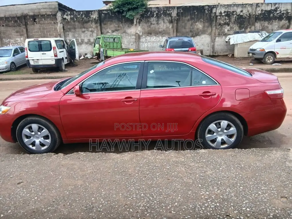 Toyota Camry LE 4dr Sedan (2.4L 4cyl 5A) 2009 Red