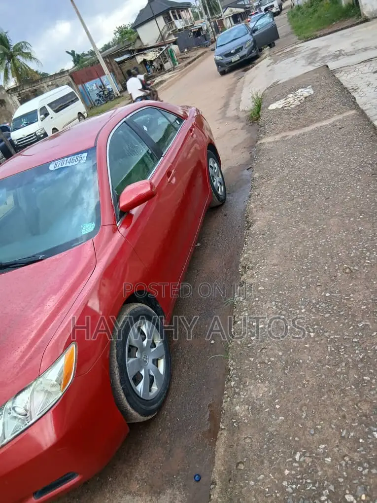 Toyota Camry LE 4dr Sedan (2.4L 4cyl 5A) 2009 Red