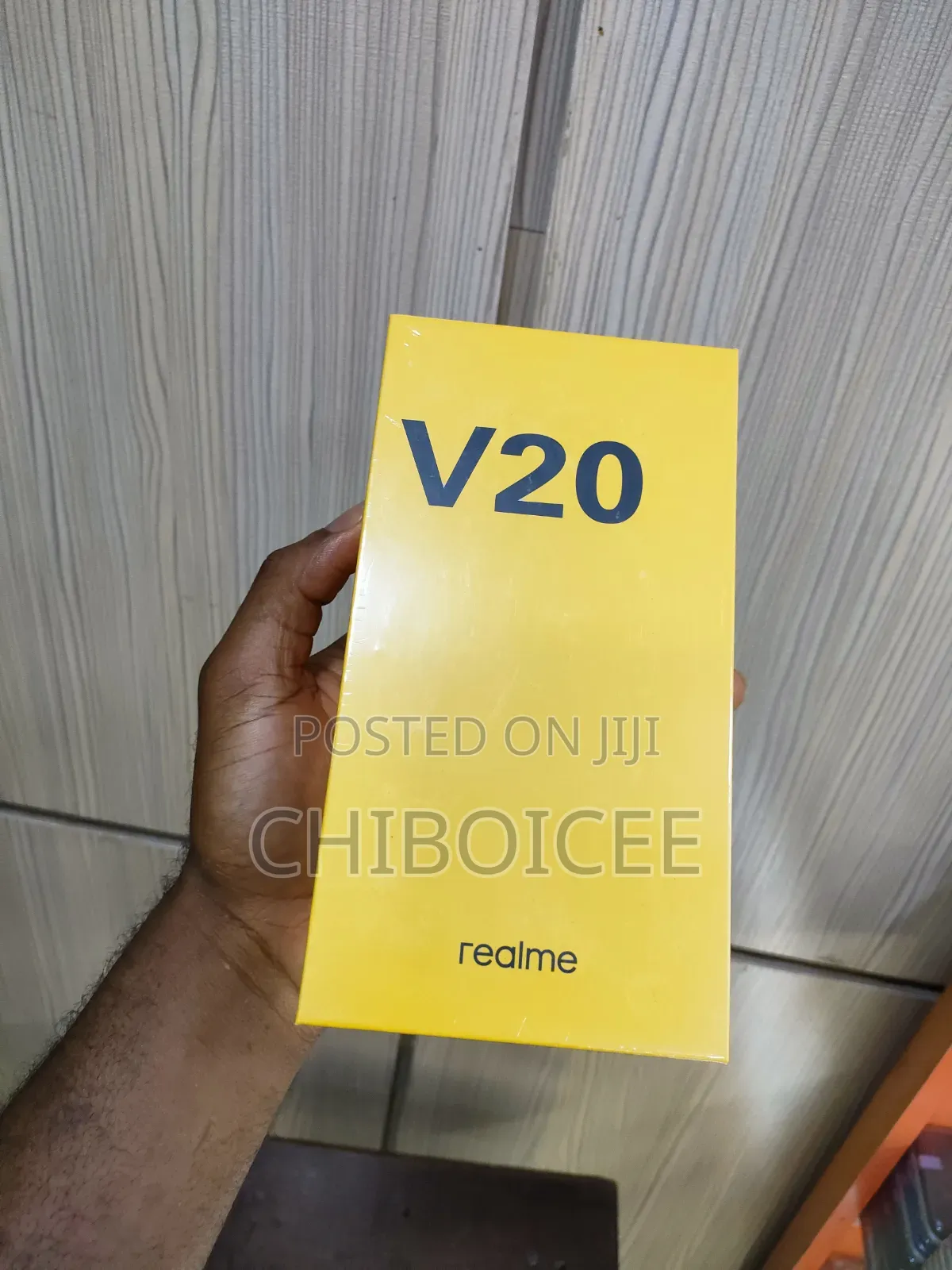 New Realme V20 128 GB
