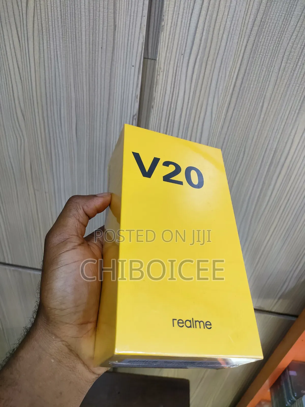 New Realme V20 128 GB