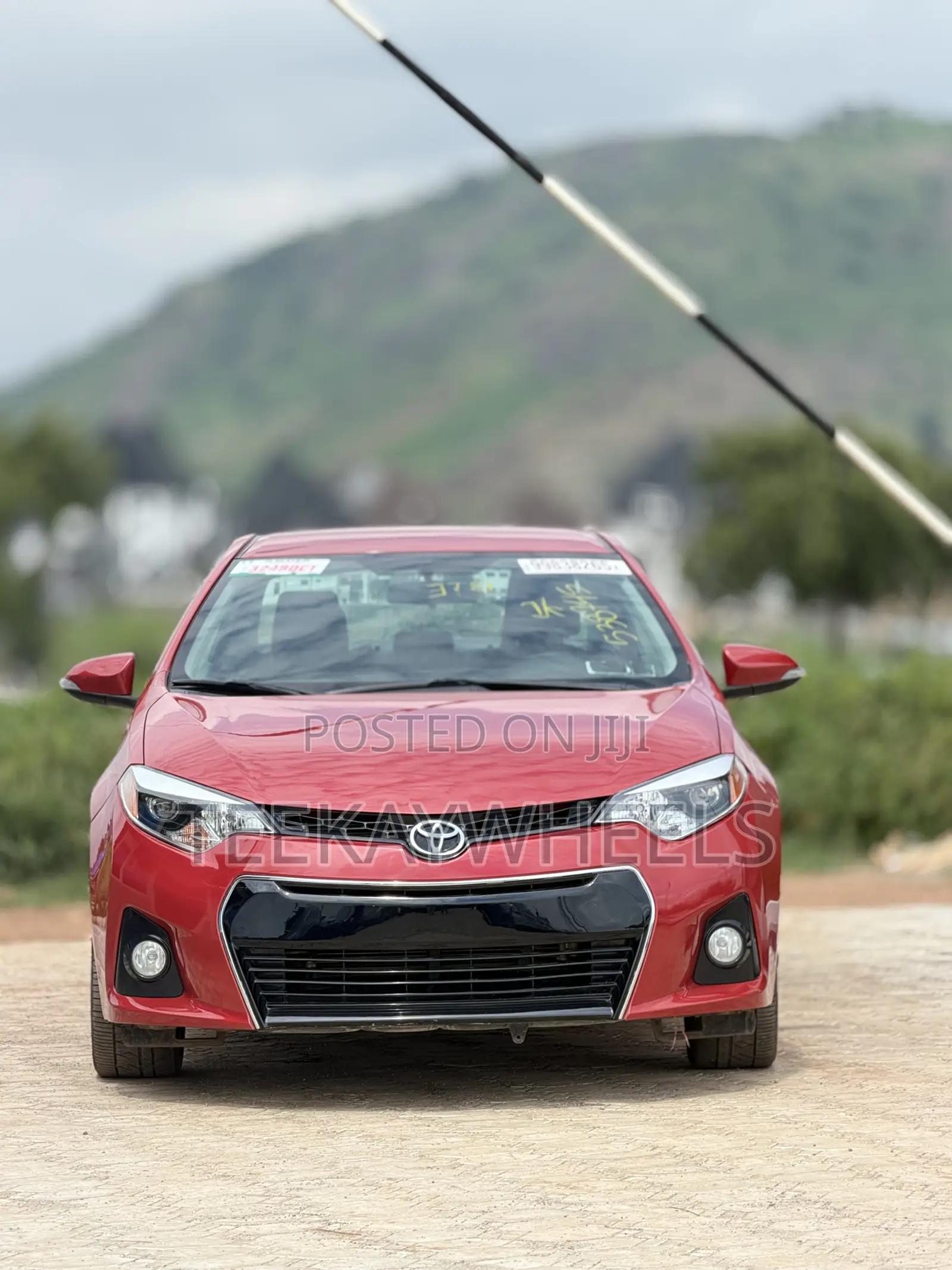 Toyota Corolla S 4dr Sedan (1.8L 4cyl CVT) 2016 Red