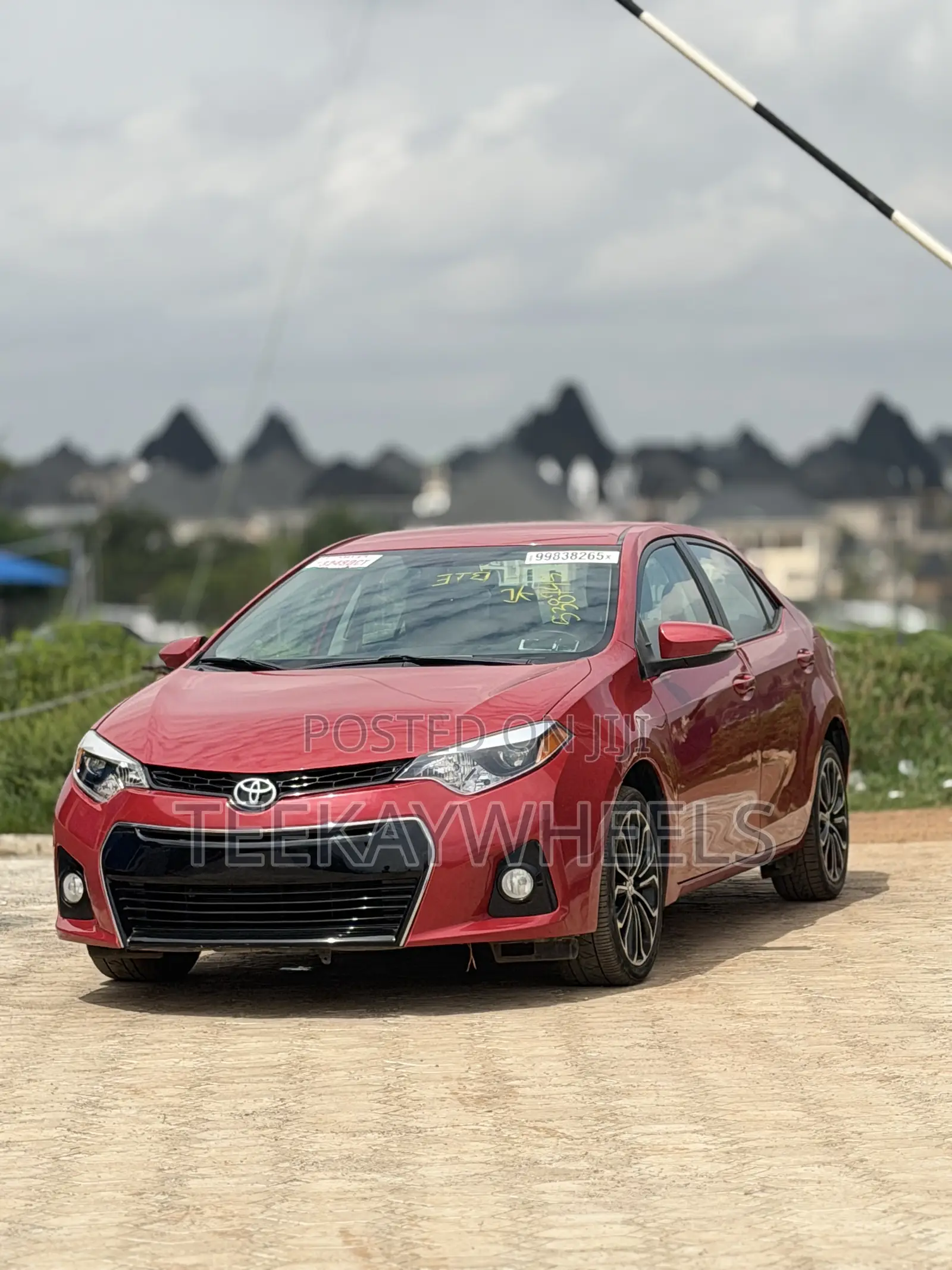 Toyota Corolla S 4dr Sedan (1.8L 4cyl CVT) 2016 Red