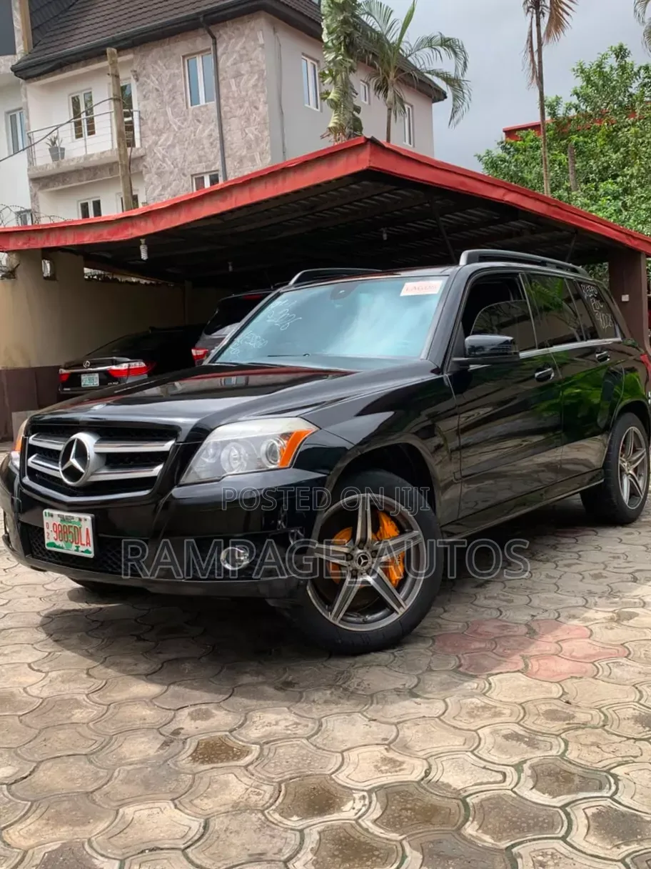 Mercedes-Benz GLK-Class 2011 Black