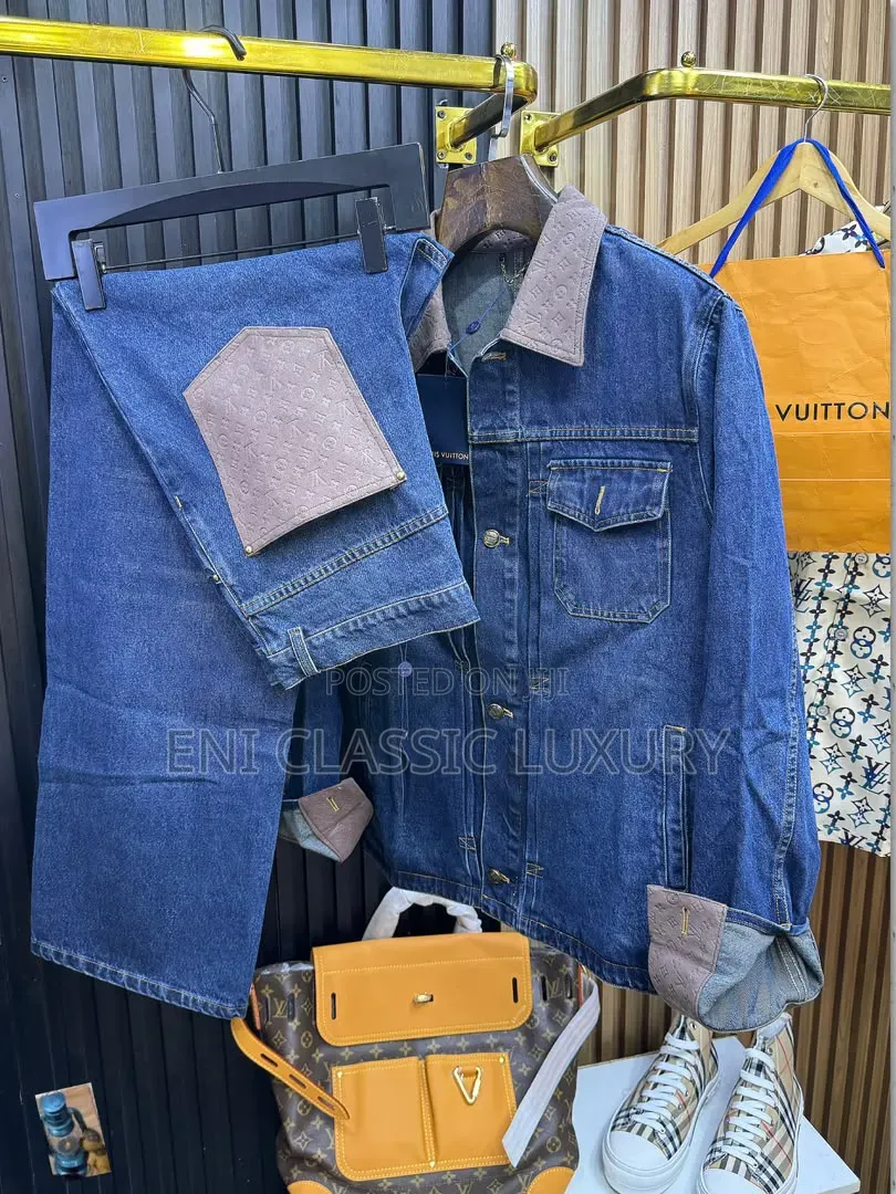 Top Notch Luxury Louis Vuitton Up and Down Best Quality Well Banded