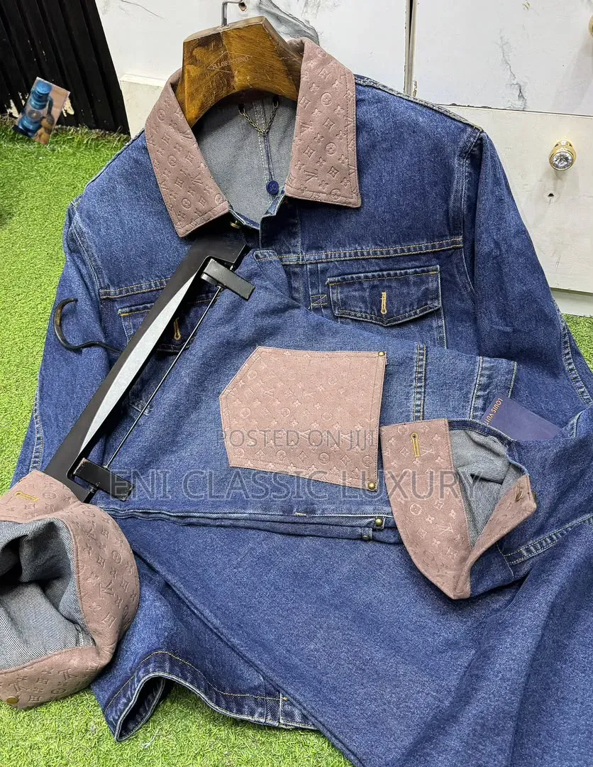 Top Notch Luxury Louis Vuitton Up and Down Best Quality Well Banded