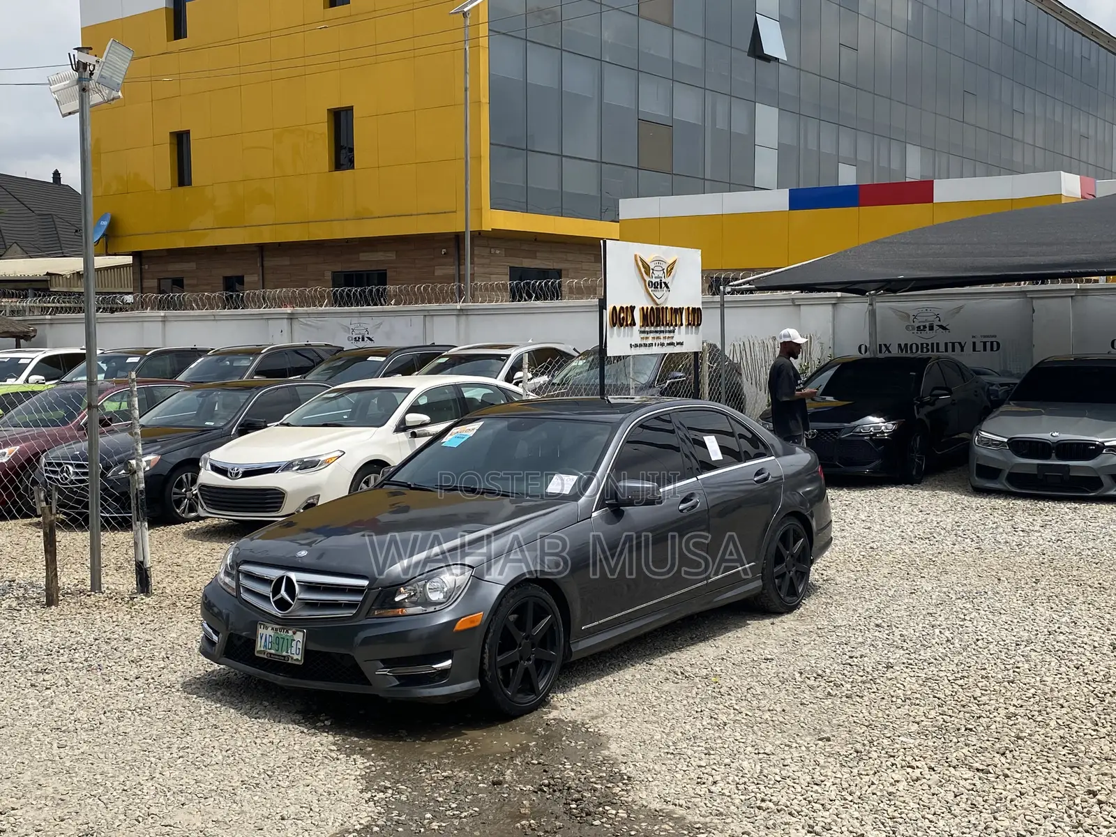 Mercedes-Benz C300 Luxury 4Matic Sedan AWD (3.5L 6cyl 7A) 2013 Black