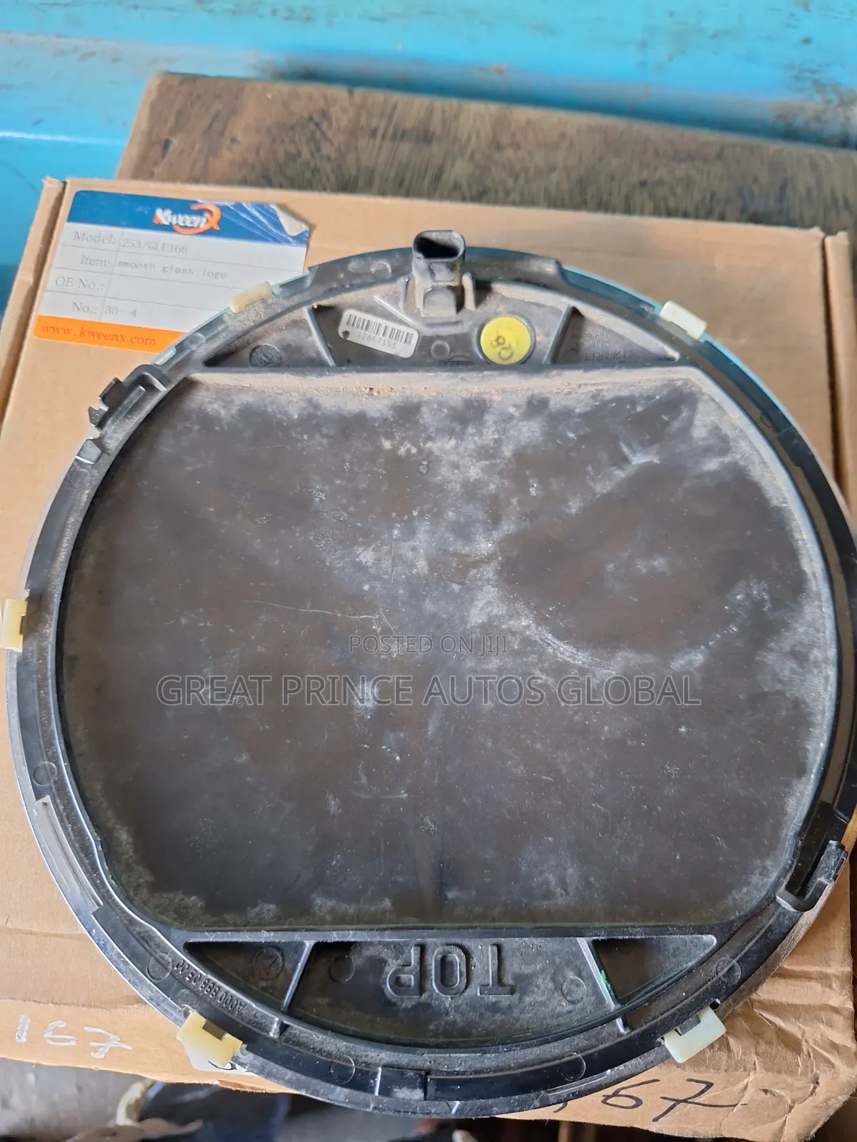 Front Grill Logo With Sensor Gle 167 2020/2021