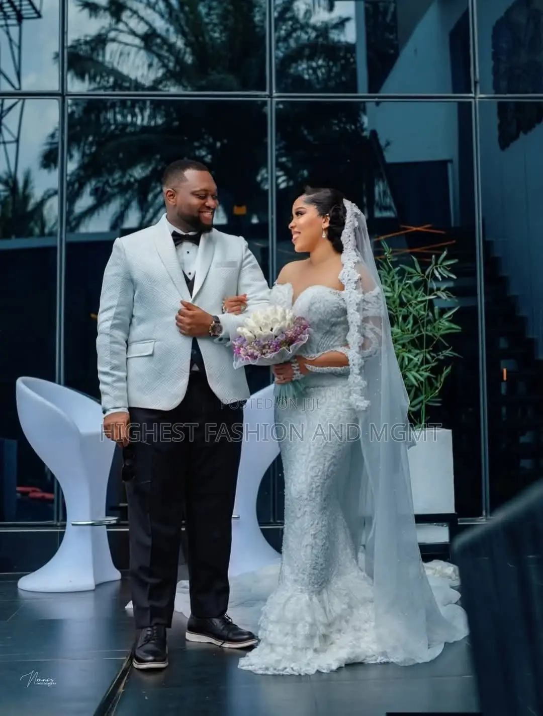 Off-Shoulder Sweetheart Mermaid Bridal Gown With Tiered Ruffle Hem
