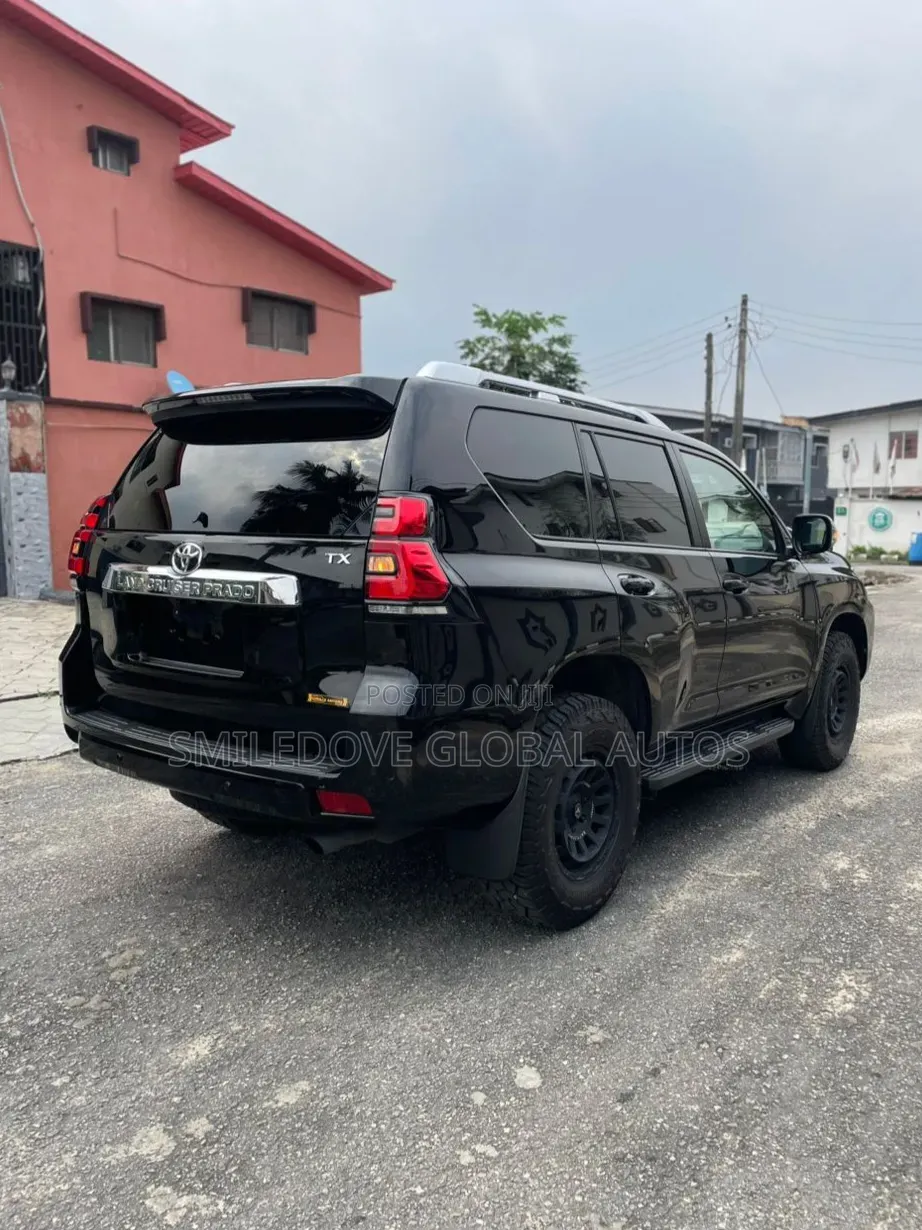Toyota Land Cruiser Prado 2021 Black