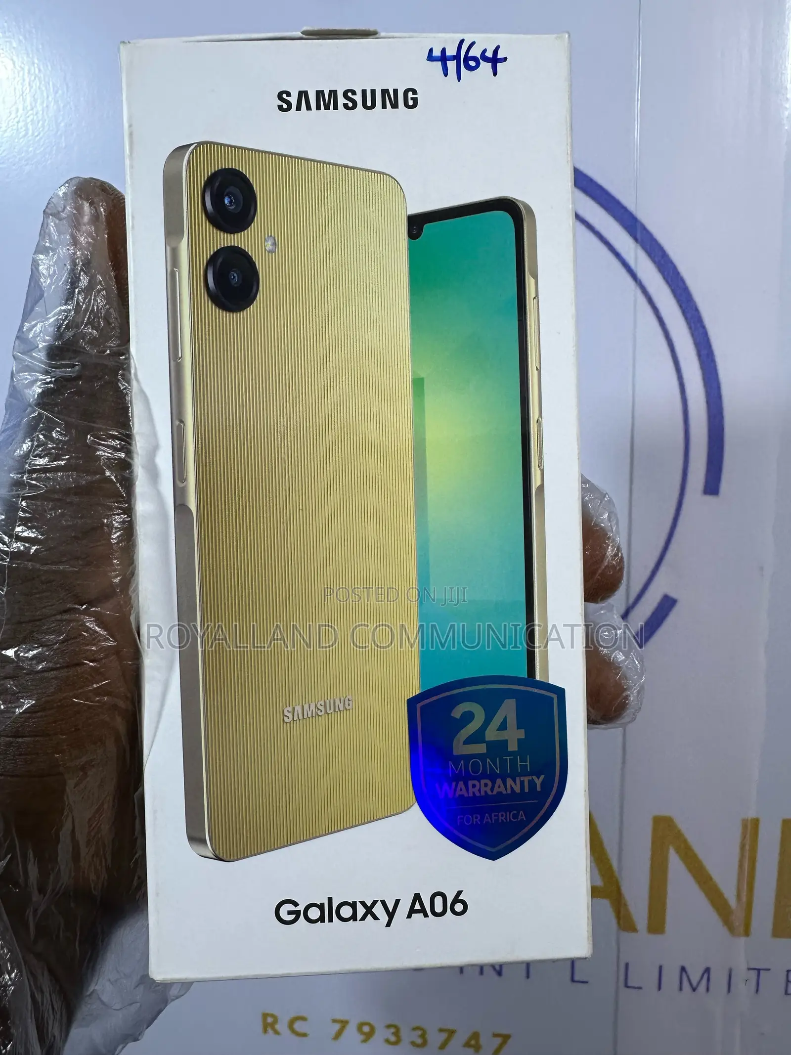 New Samsung Galaxy A06 64 GB Gold
