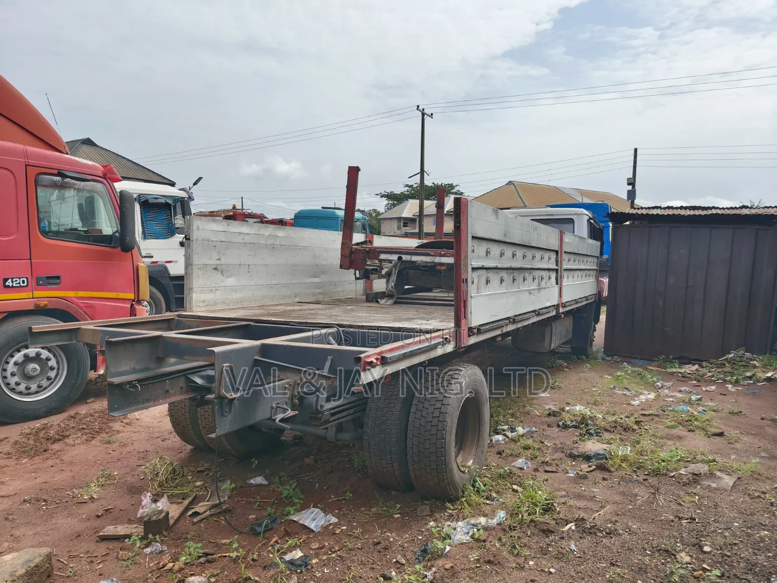 Mercerdes Benz 1520 Rigid Truck 31 Ft Long- Foreign Use