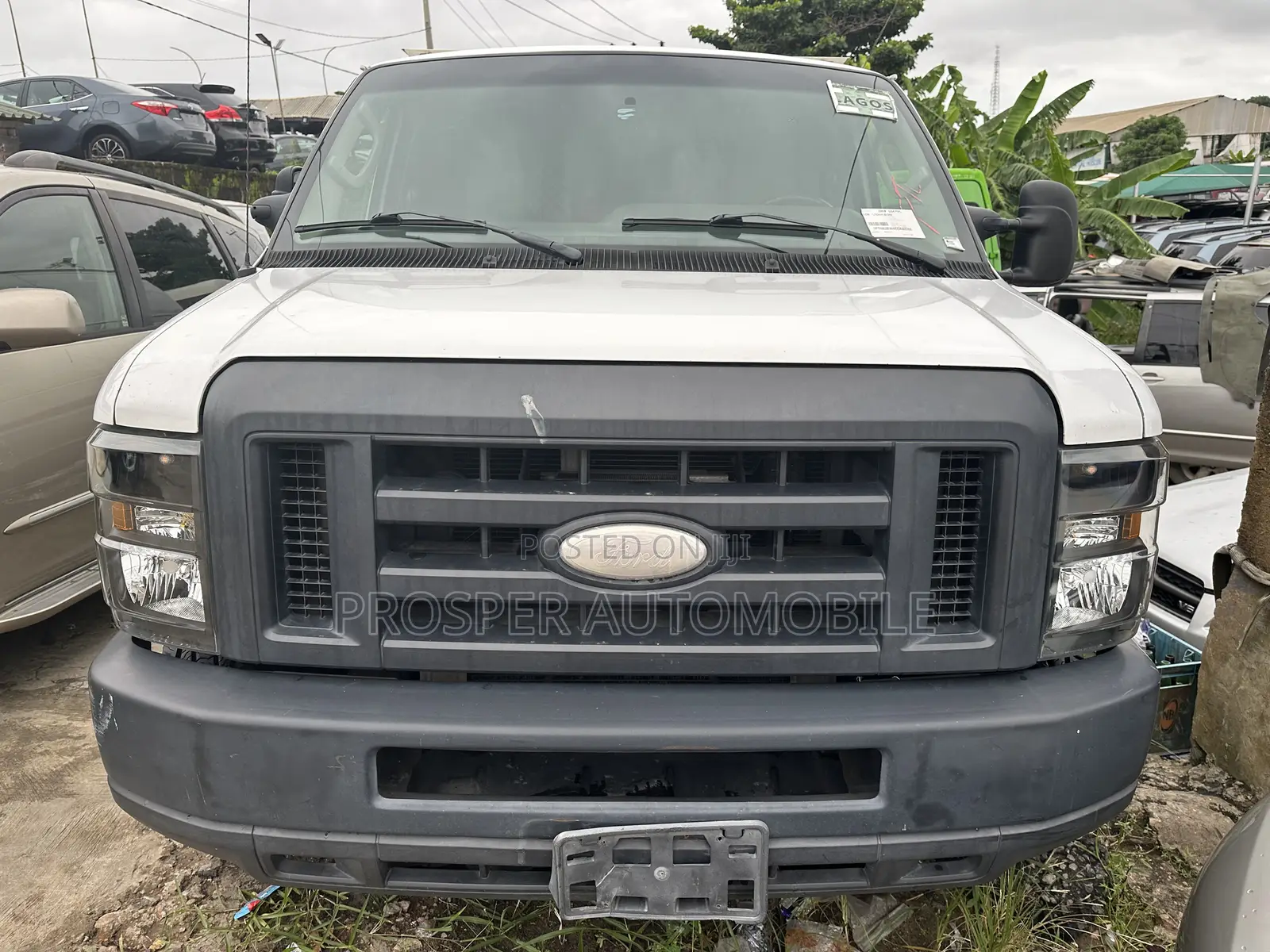 Ford E250 2014 White