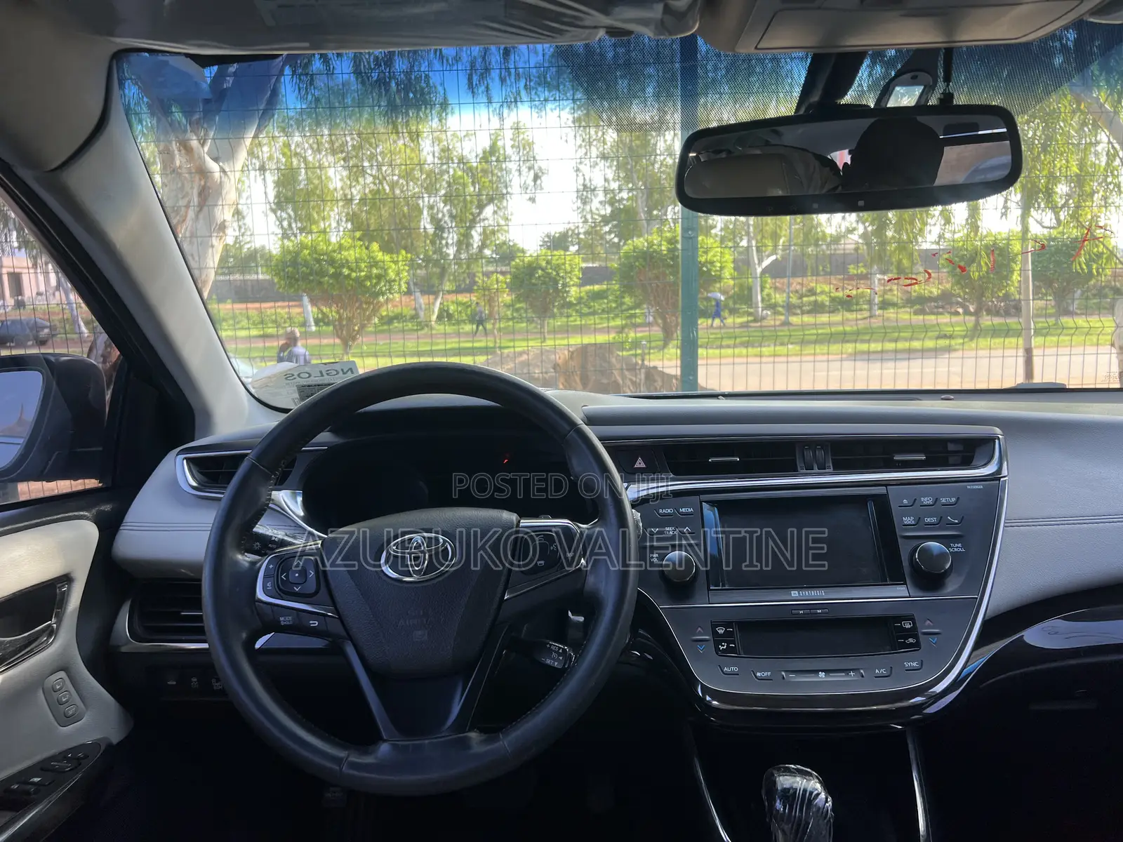 Toyota Avalon Limited 4dr Sedan (3.5L 6cyl 6A) 2014 Silver