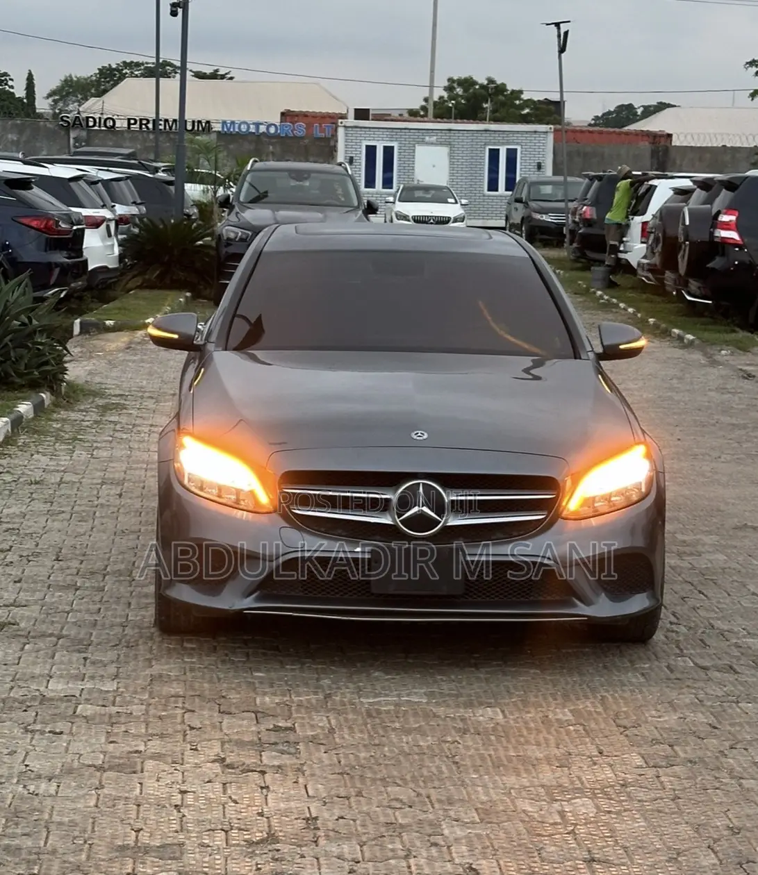 Mercedes-Benz C300 2019 Gray