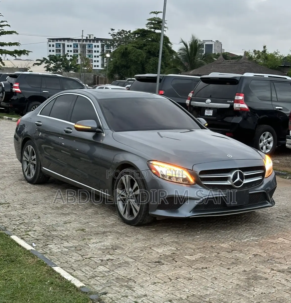 Mercedes-Benz C300 2019 Gray