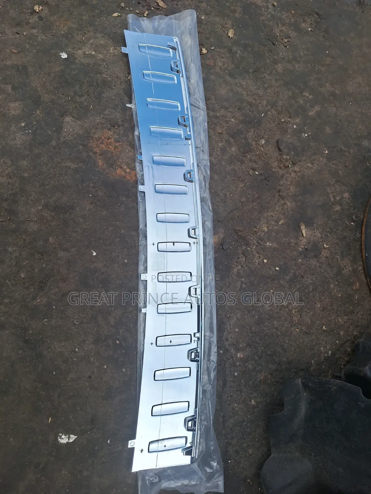 Back Bumper Up Chrome Gle