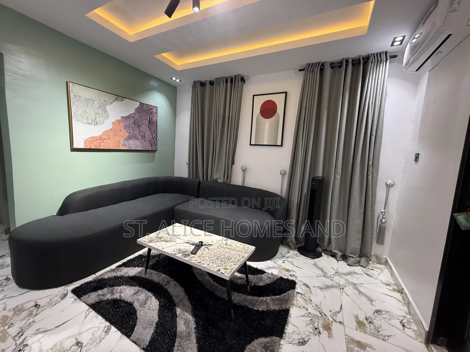 L&L The Crest Lovely Olive One Bedroom Apartment