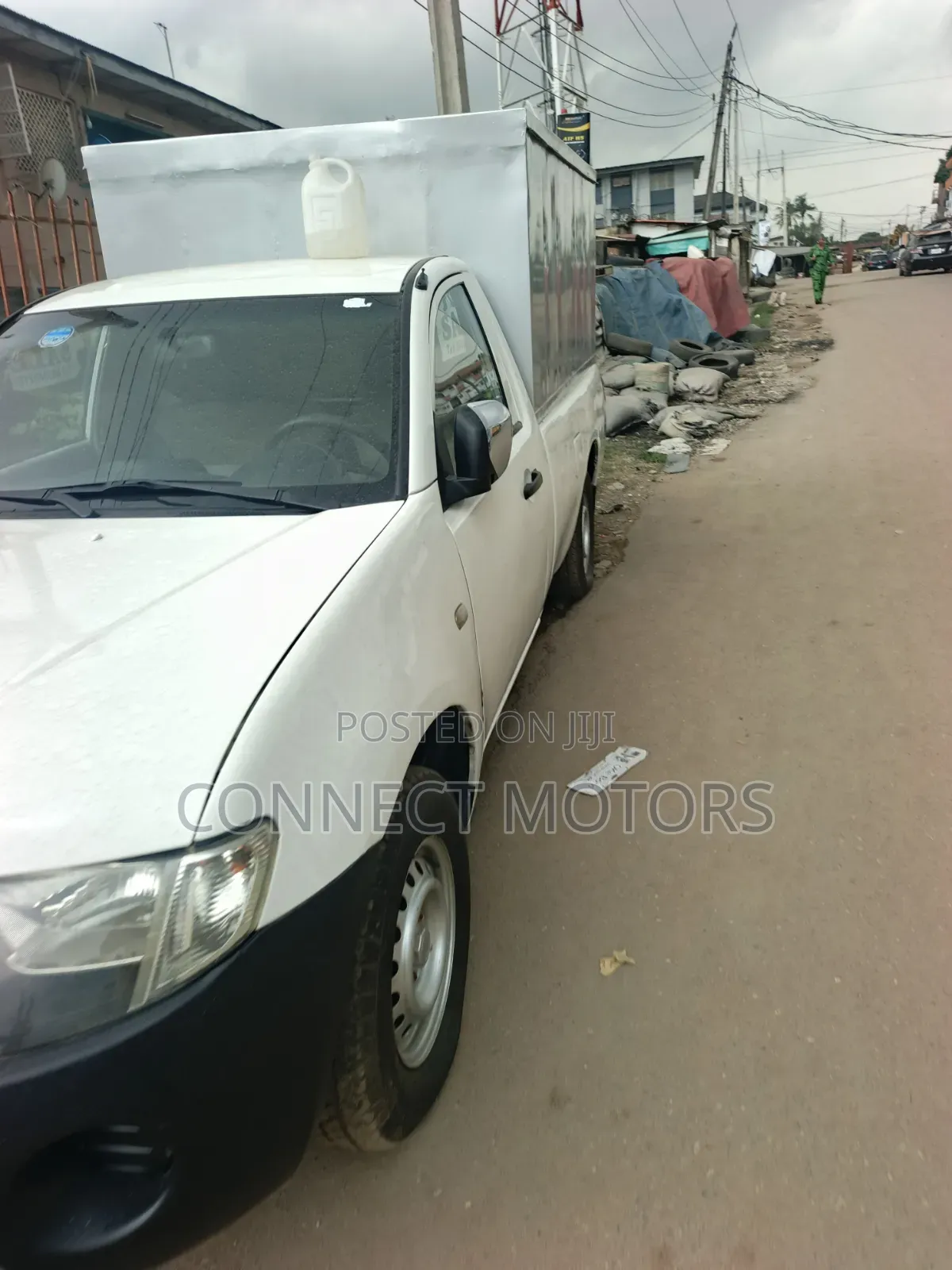 Mitsubishi L200 2013 White