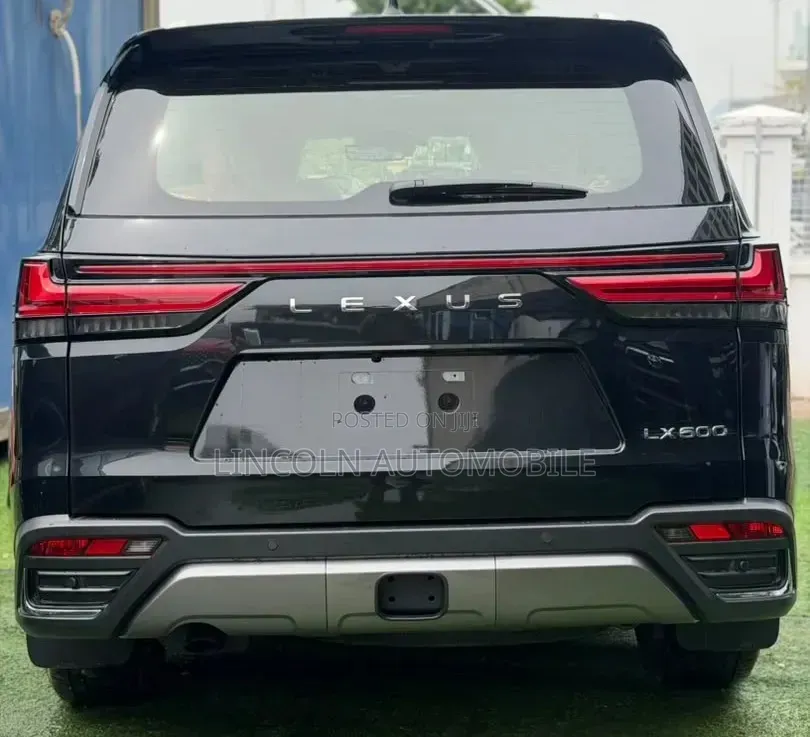New Lexus LX 600 2025 Matt Black
