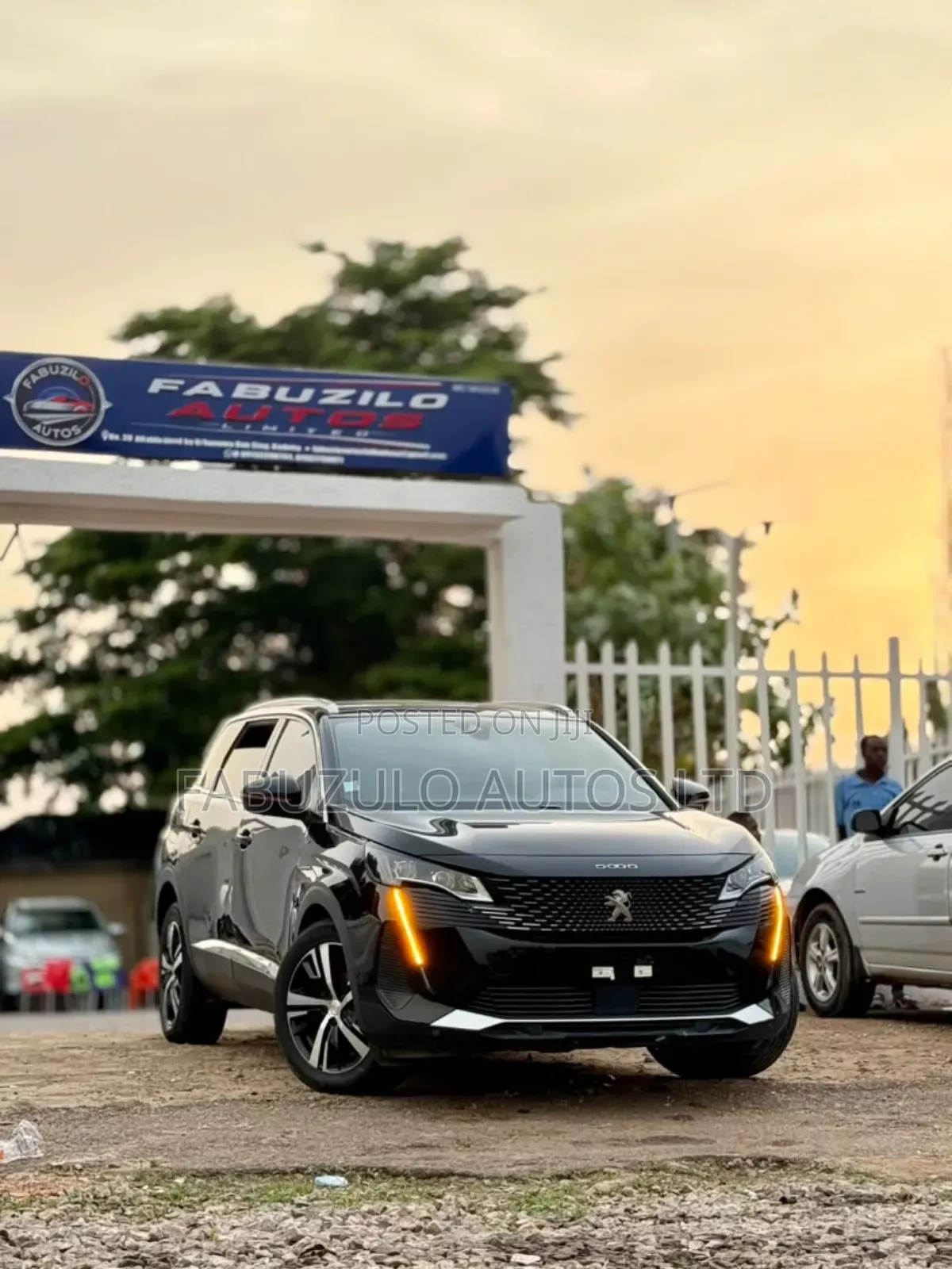 Peugeot 5008 2023 Black