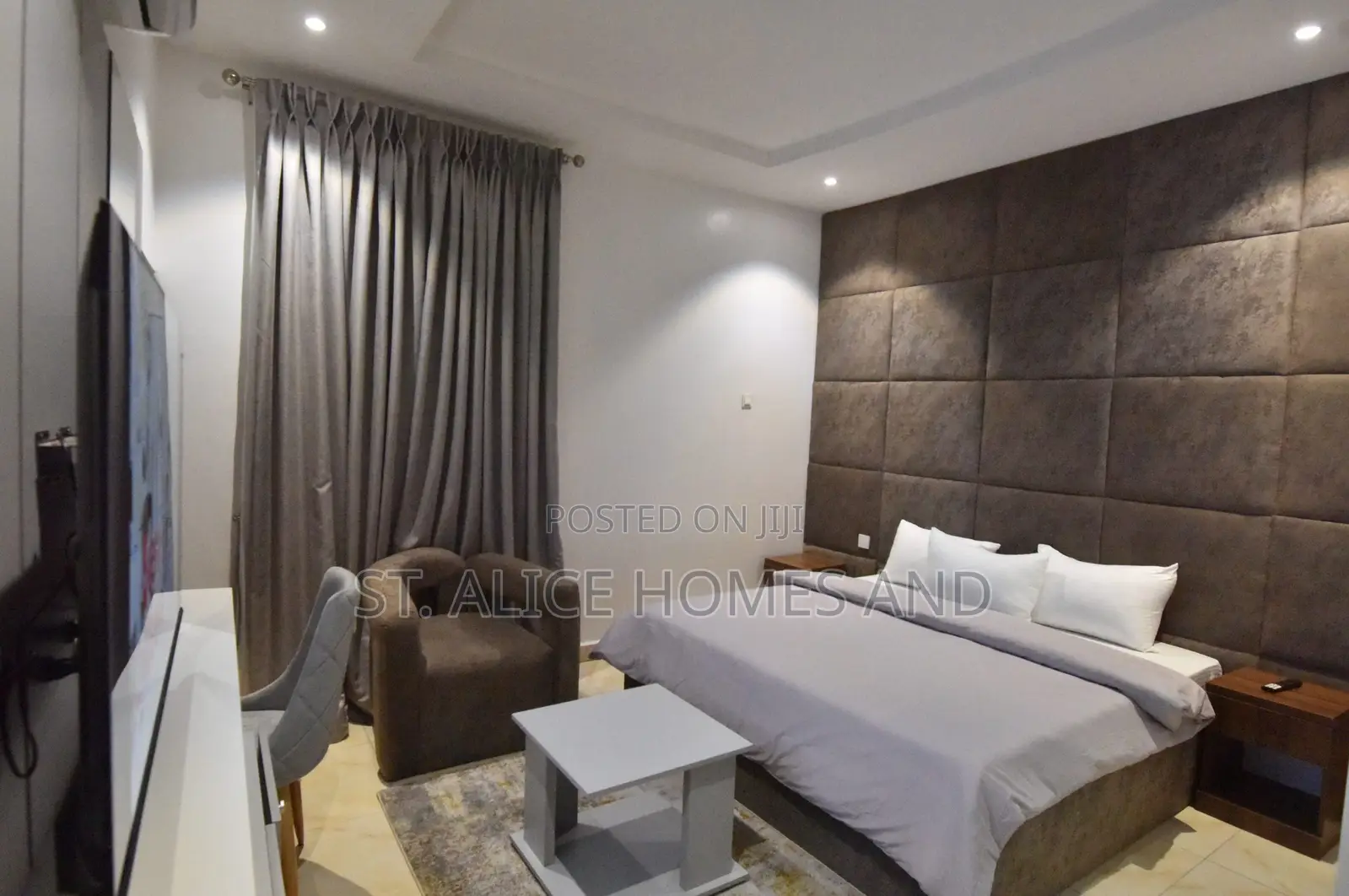 Cool Superior A Studio Apartment