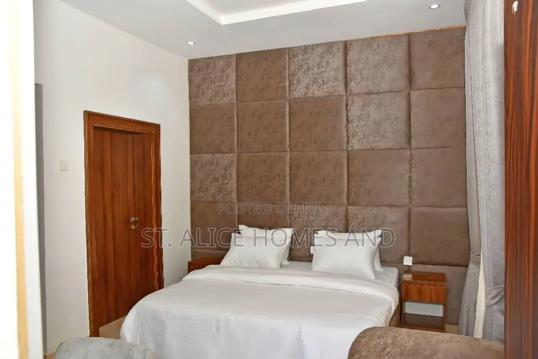 Cool Superior A Studio Apartment