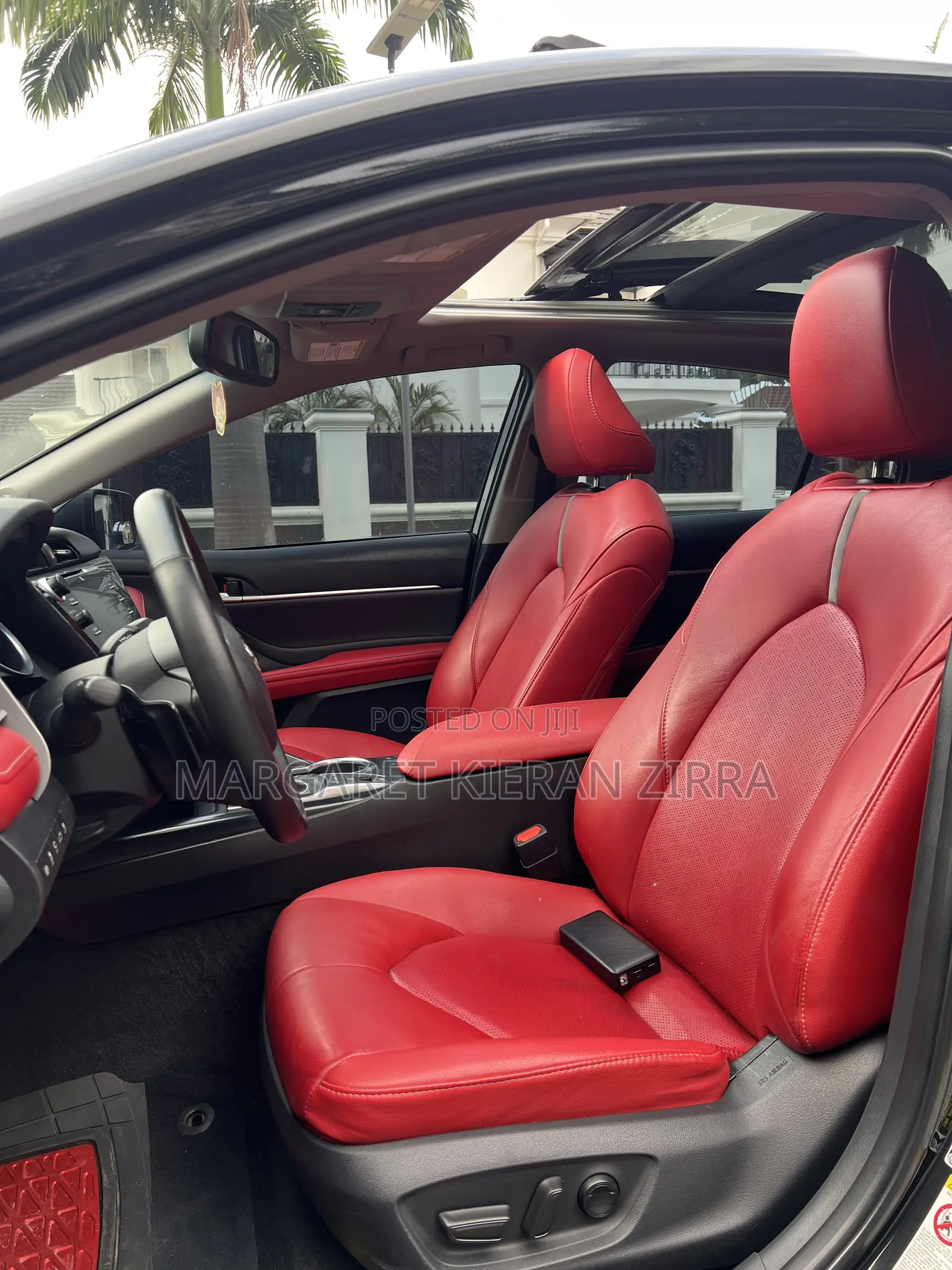 Toyota Camry XSE (2.5L 4cyl 8A) 2019 Black