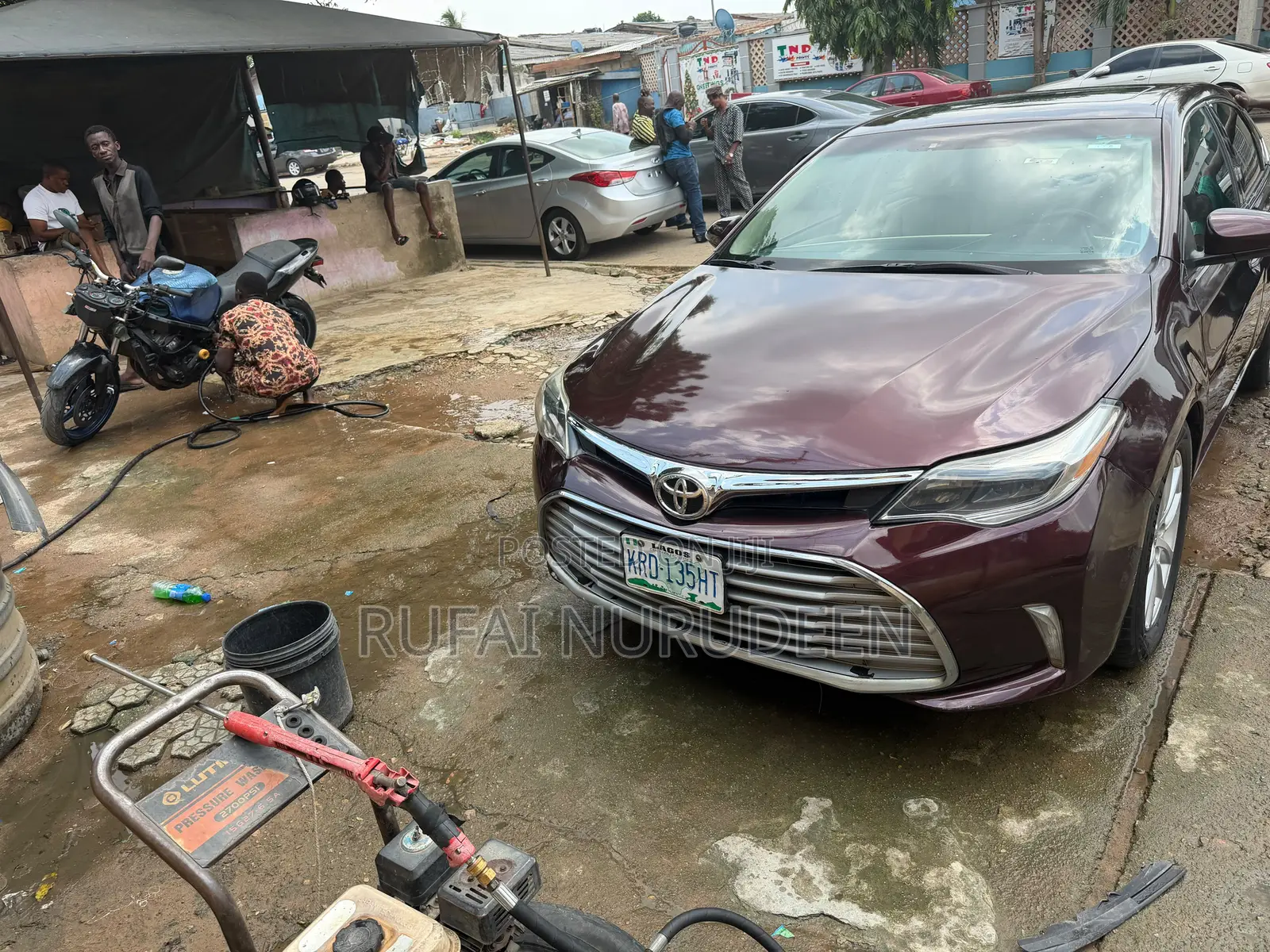Toyota Avalon XLE Sedar FWD (3.5L 6cyl 6A) 2013 Burgundy