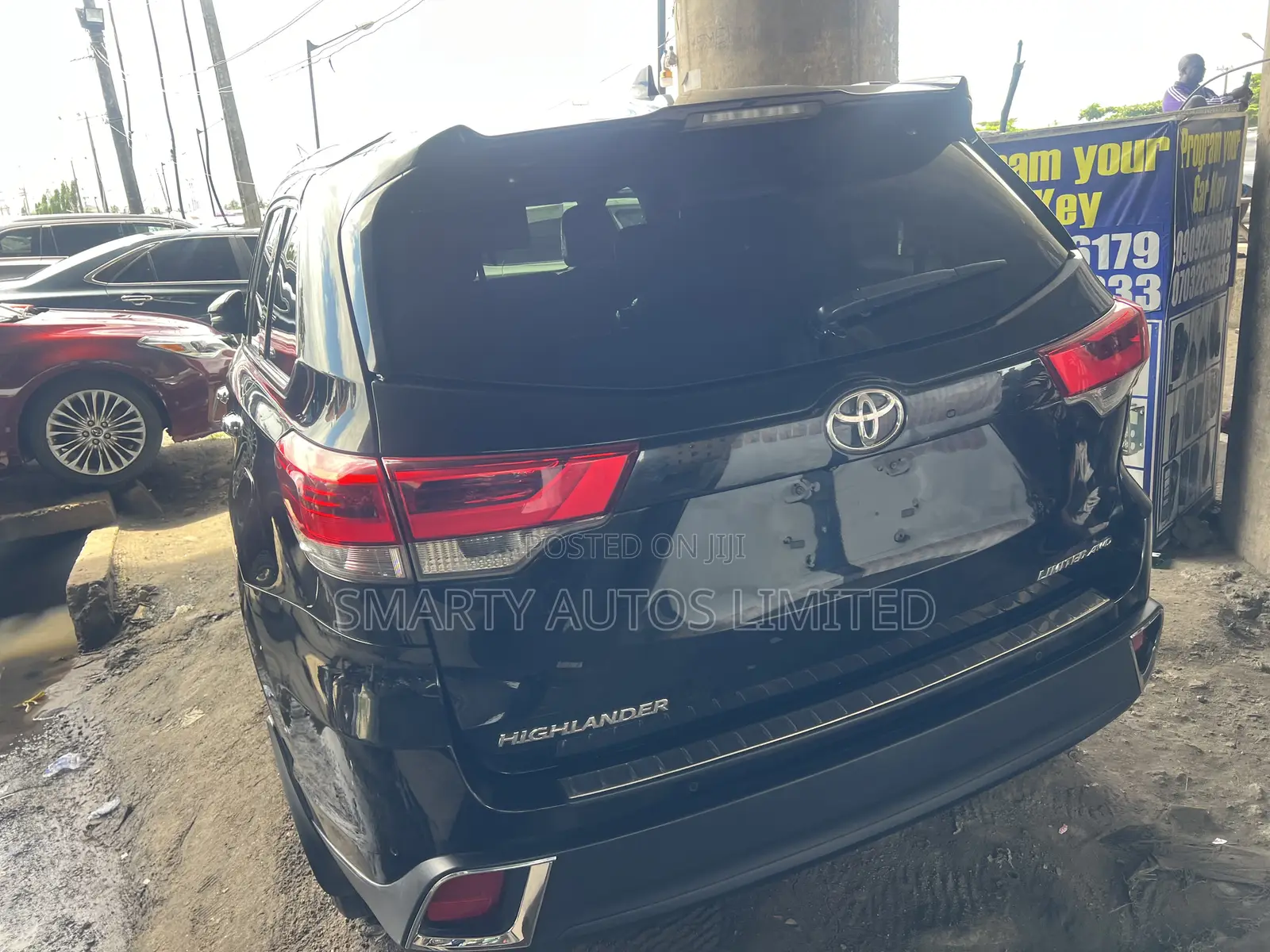 Toyota Highlander Limited Platinum 4x4 V6 (3.5L 6cyl 8A) 2018 Black