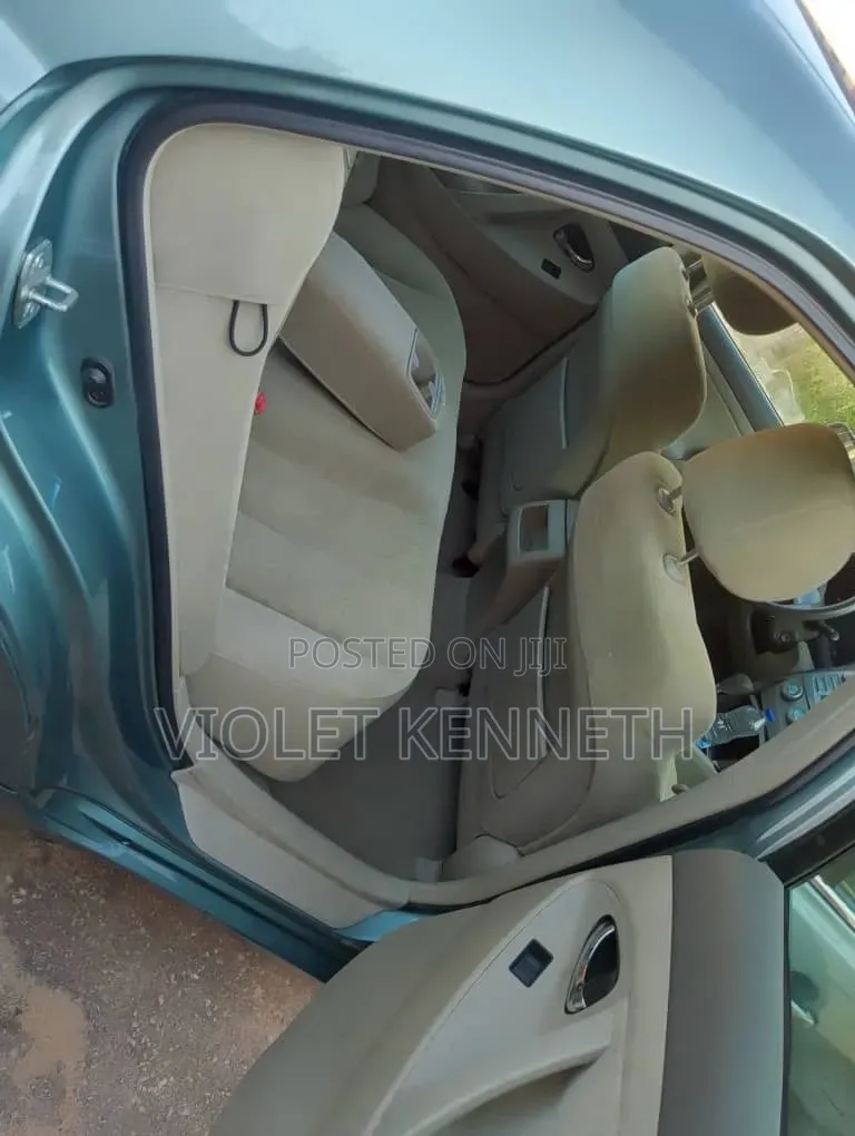 Toyota Camry 2012 Green