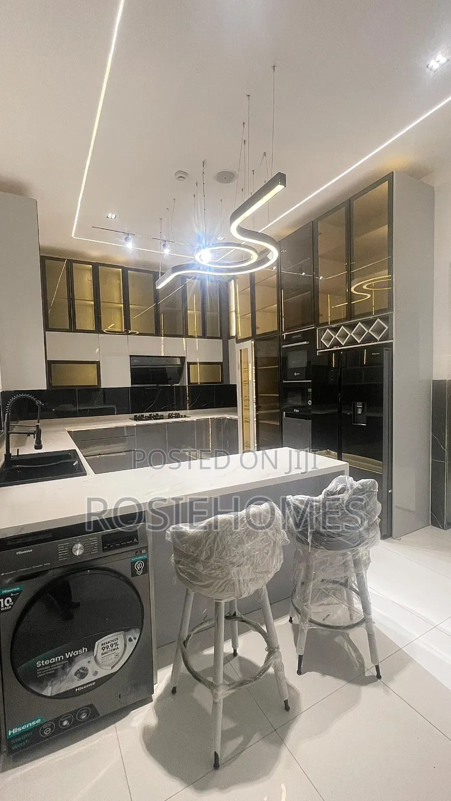 5bdrm Duplex in Lekki Phase 1 for sale
