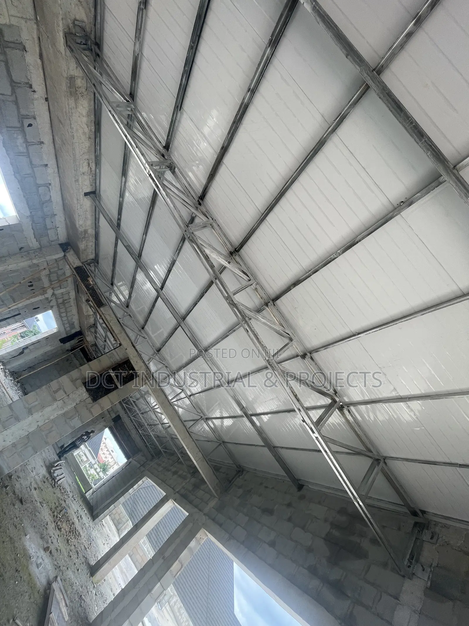 Sandwich Panel Roof Installation / Sun Resistance