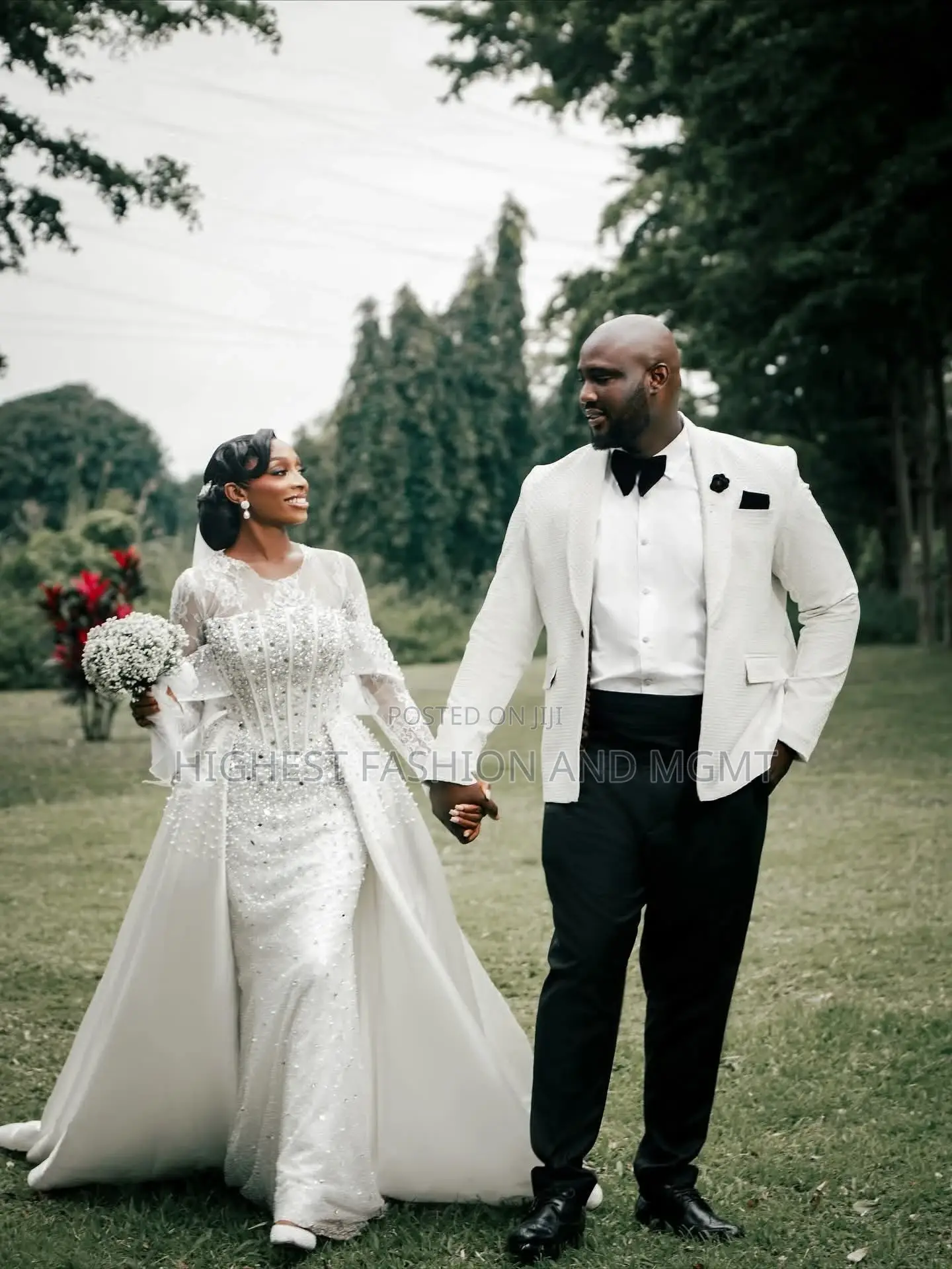 Haute Couture White Architectural Collar Lace Mermaid Bridal Gown