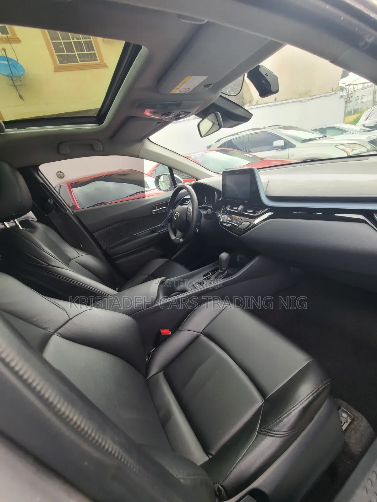 Toyota C-HR 2024 Silver