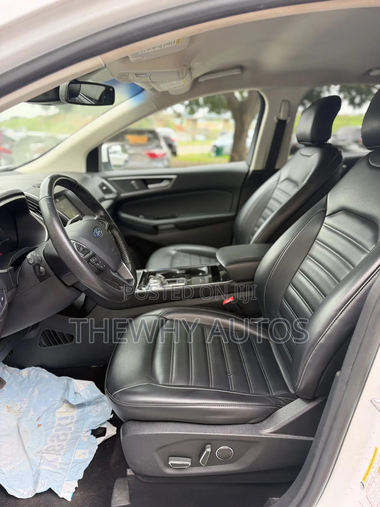 Ford Edge Titanium FWD 2019 White