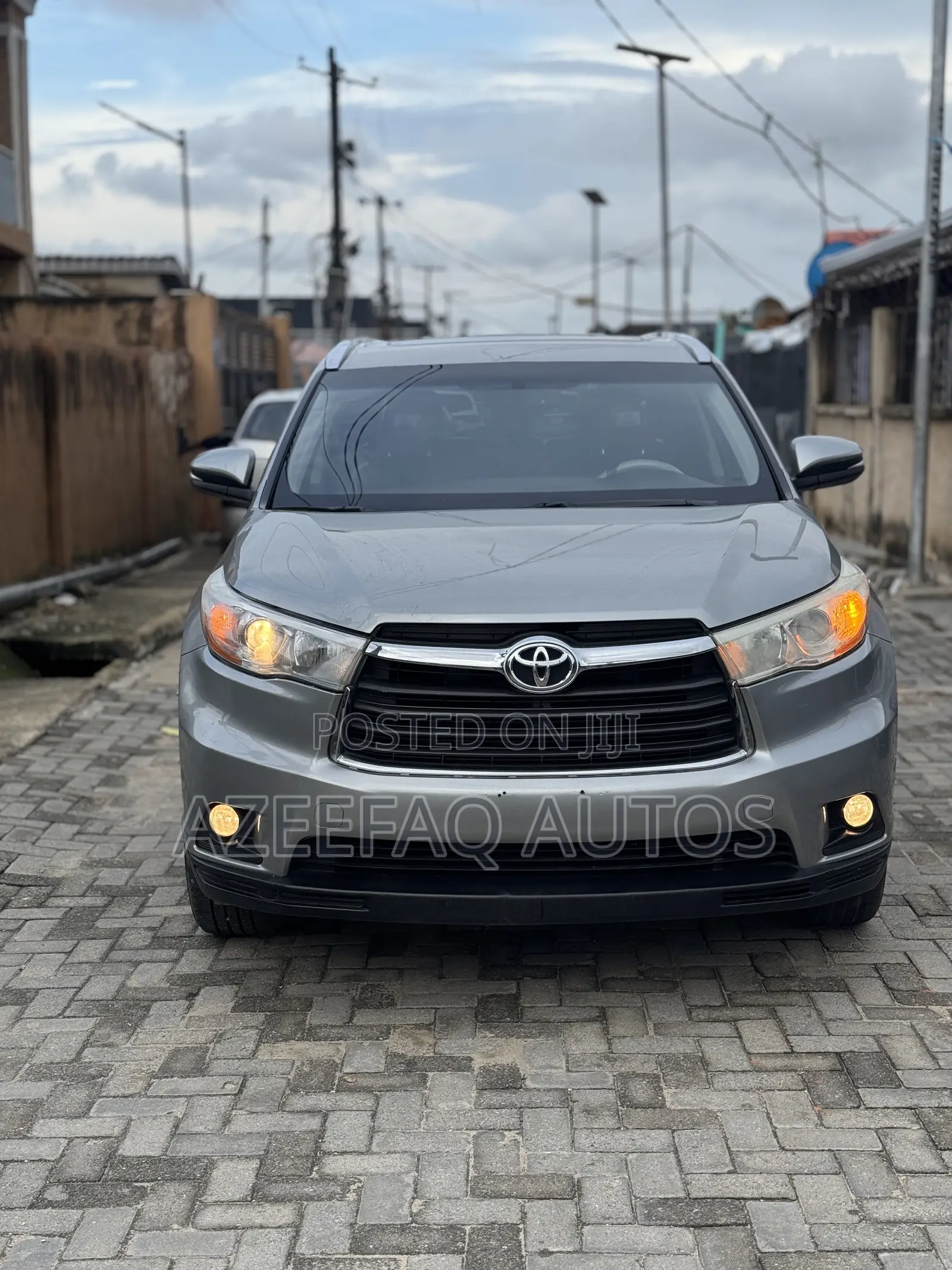 Toyota Highlander XLE 4dr SUV (3.5L 6cyl 6A) 2014 Silver