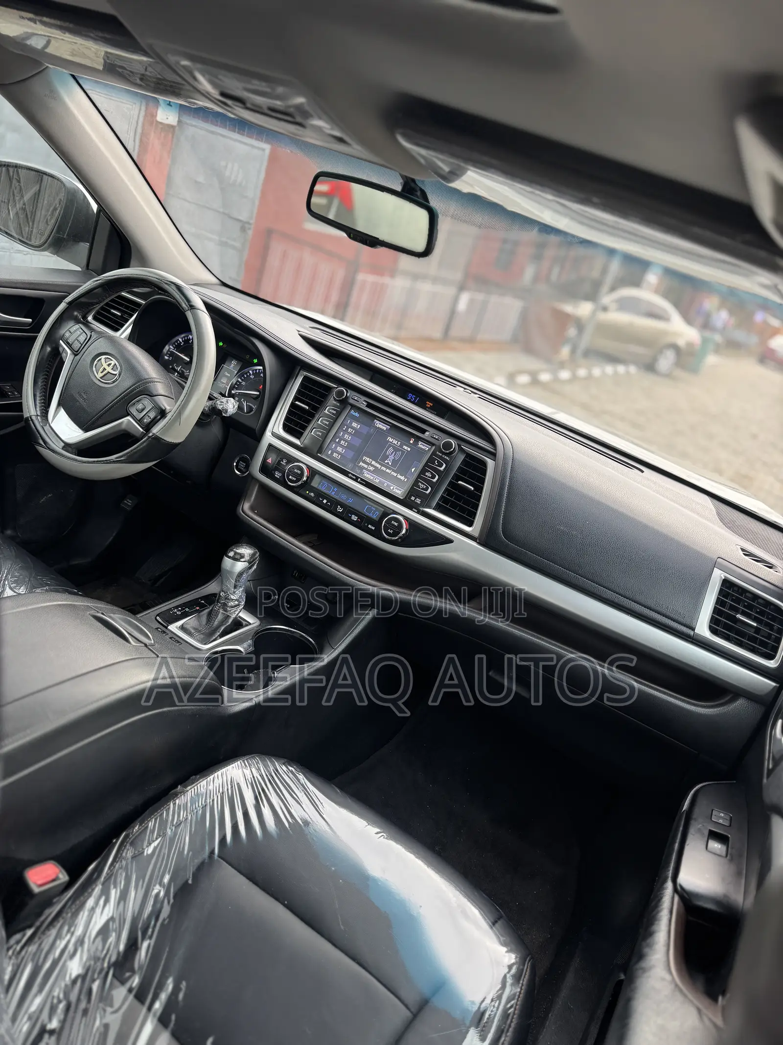 Toyota Highlander XLE 4dr SUV (3.5L 6cyl 6A) 2014 Silver