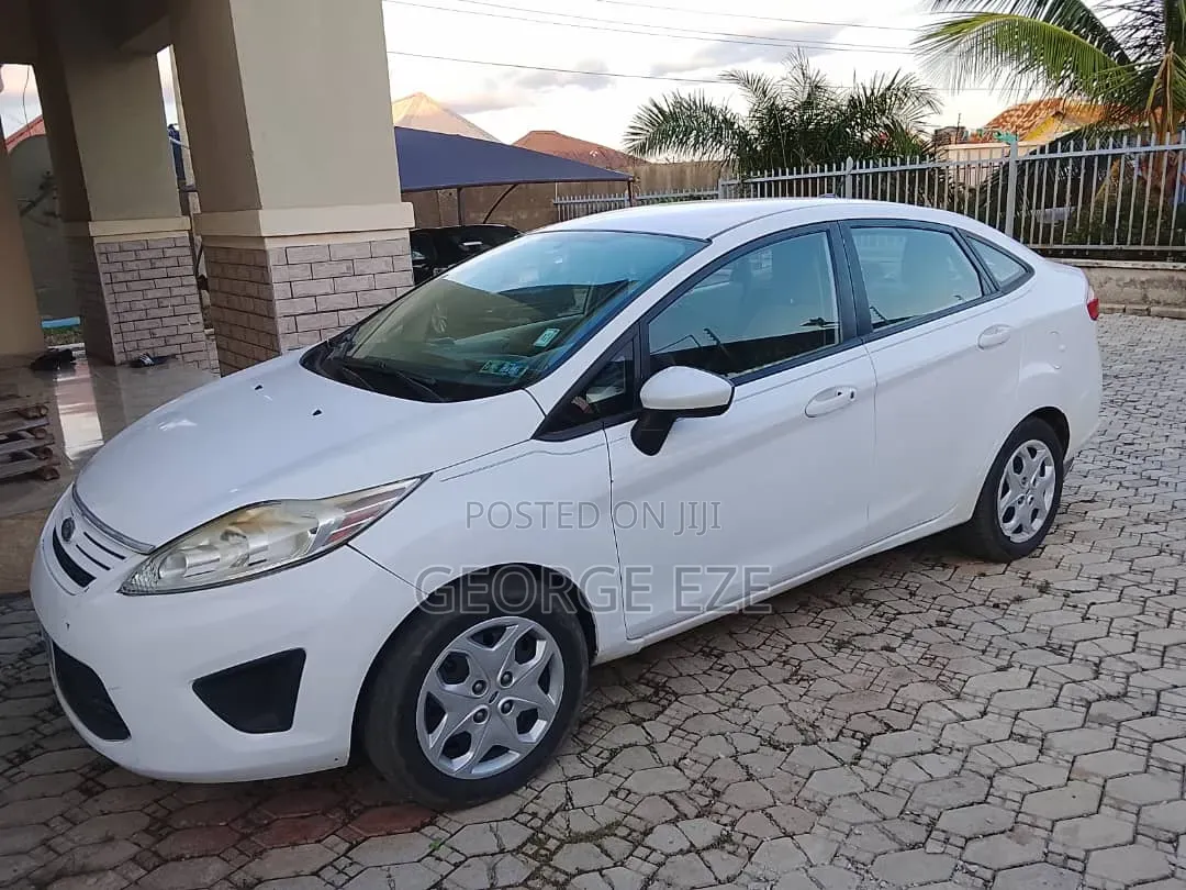Ford Fiesta 2015 White
