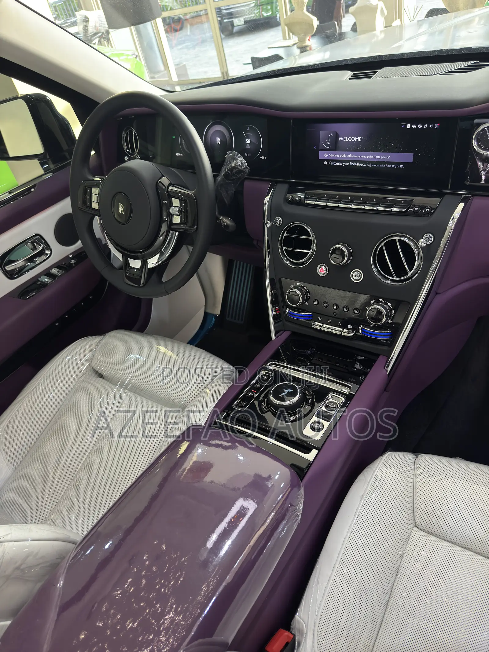 New Rolls-Royce Cullinan Base 2026 Black