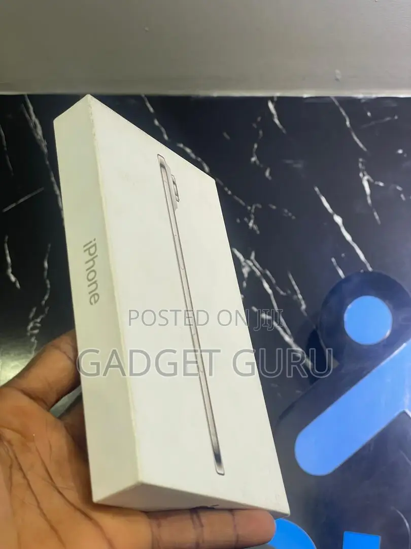 New Apple iPhone Air 256 GB Gold